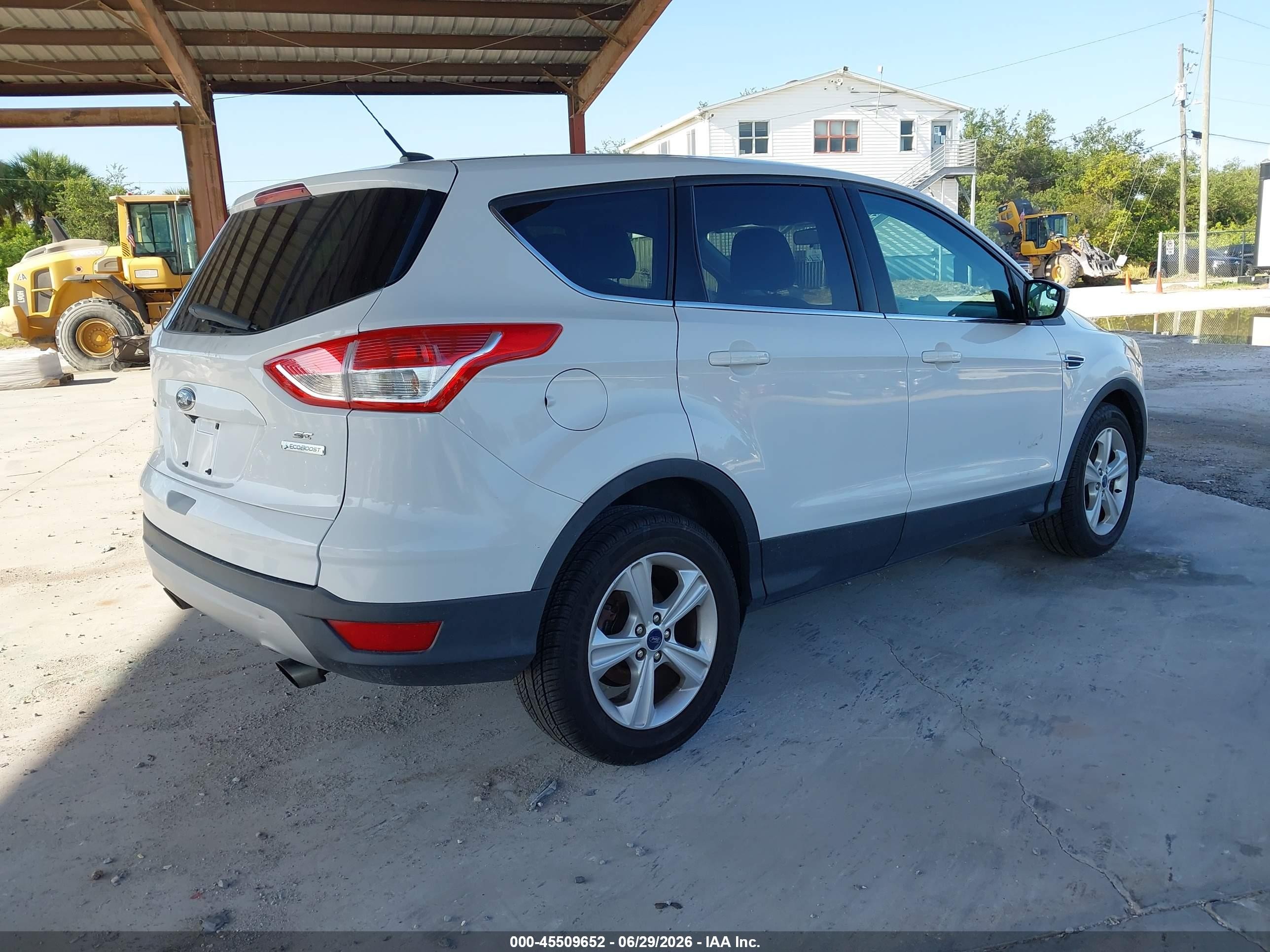 2014 Ford Escape Se White vin: 1FMCU0GX0EUD26168