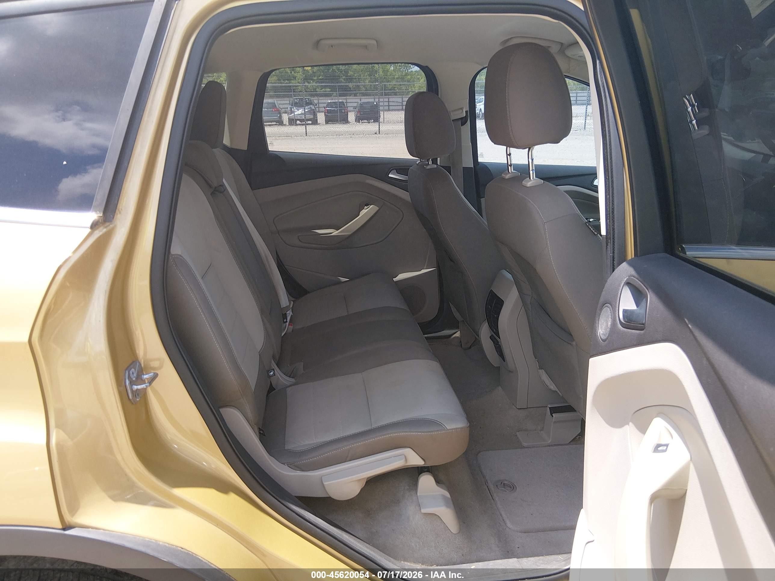 2014 Ford Escape Se Желтый vin: 1FMCU0GX0EUD84586