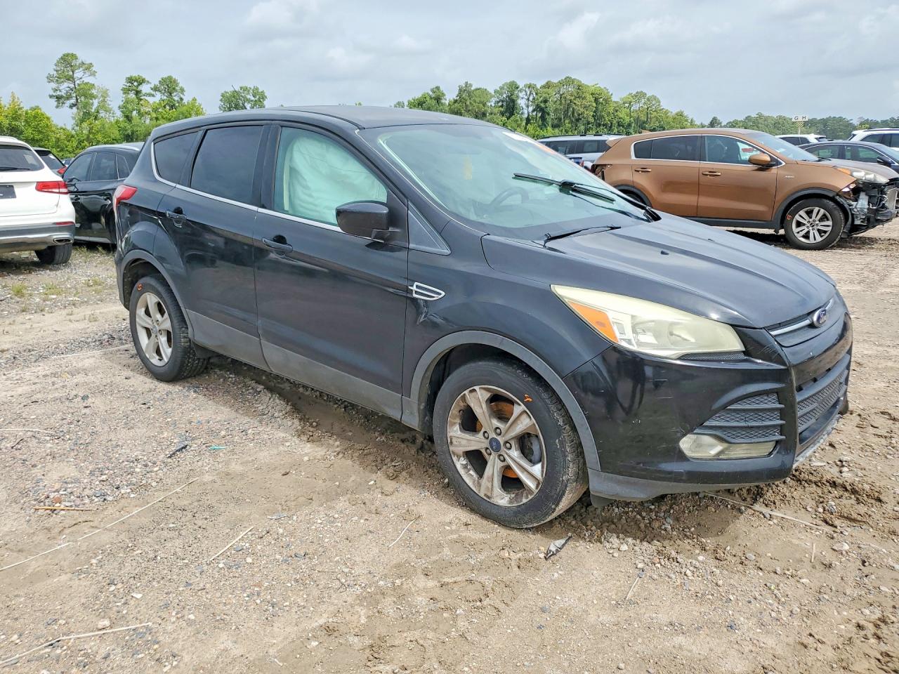 2015 Ford Escape Se Черный vin: 1FMCU0GX0FUA07452