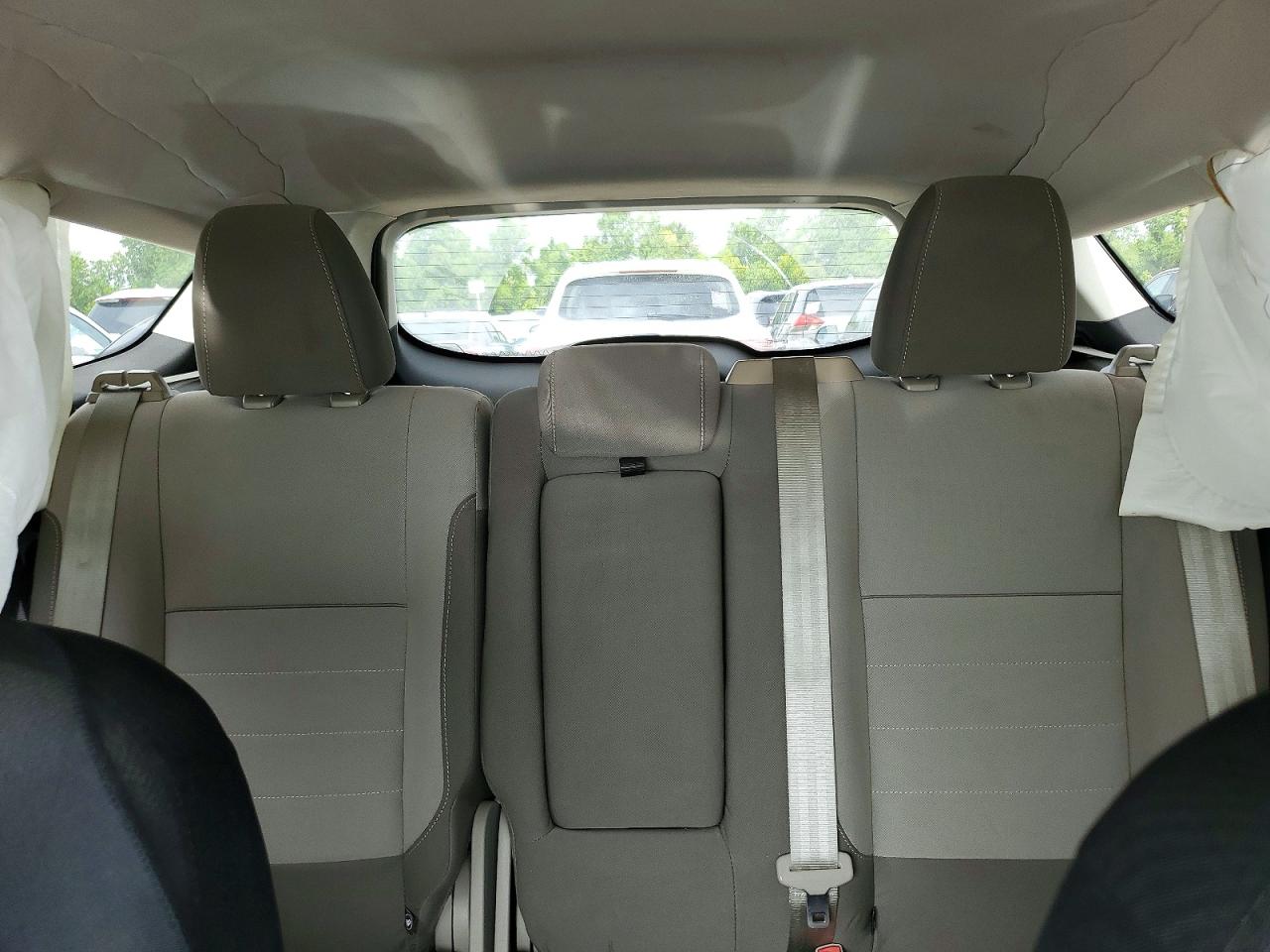 2015 Ford Escape Se Черный vin: 1FMCU0GX0FUA07452