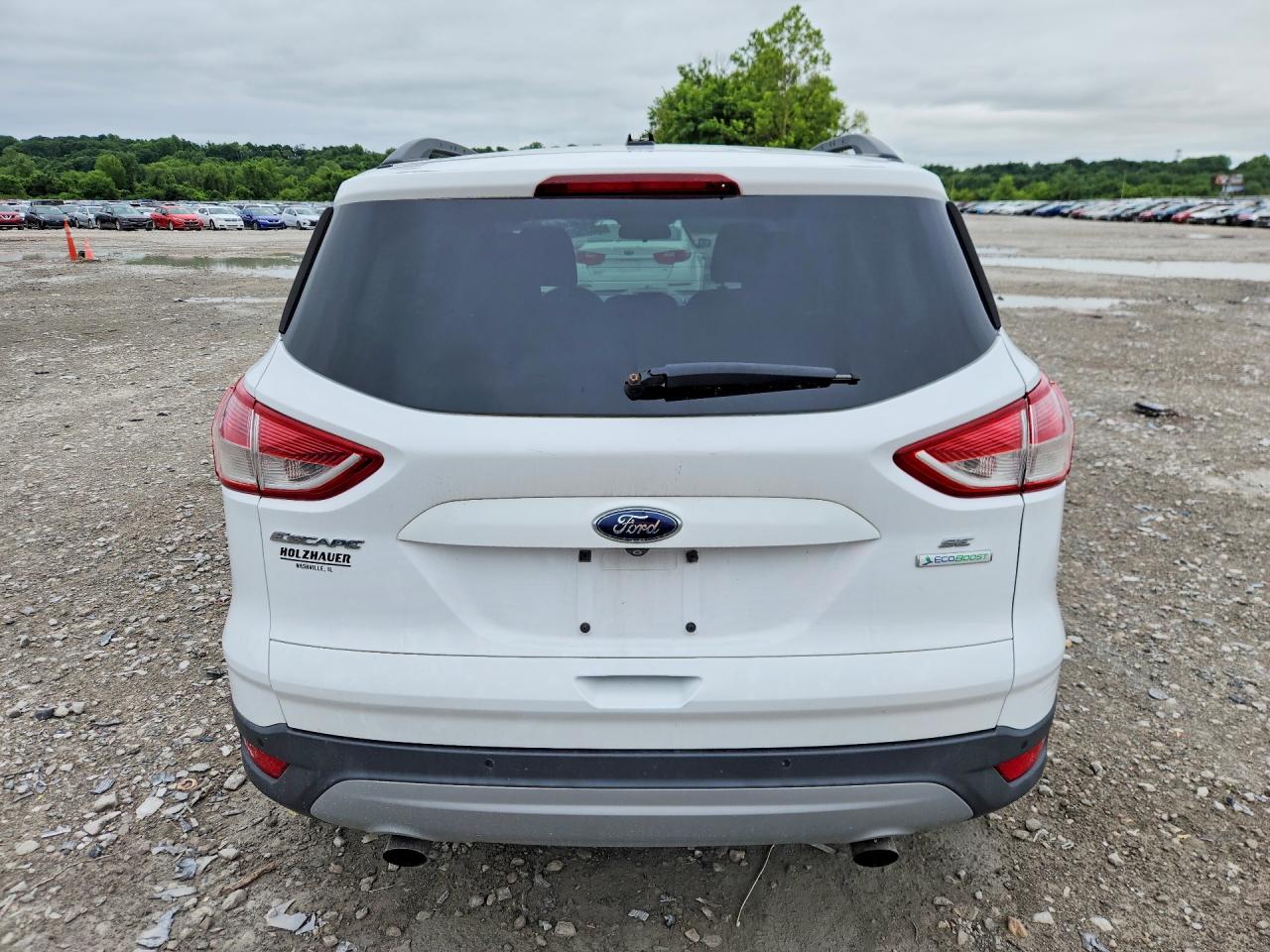 2015 Ford Escape Se White vin: 1FMCU0GX0FUB06059