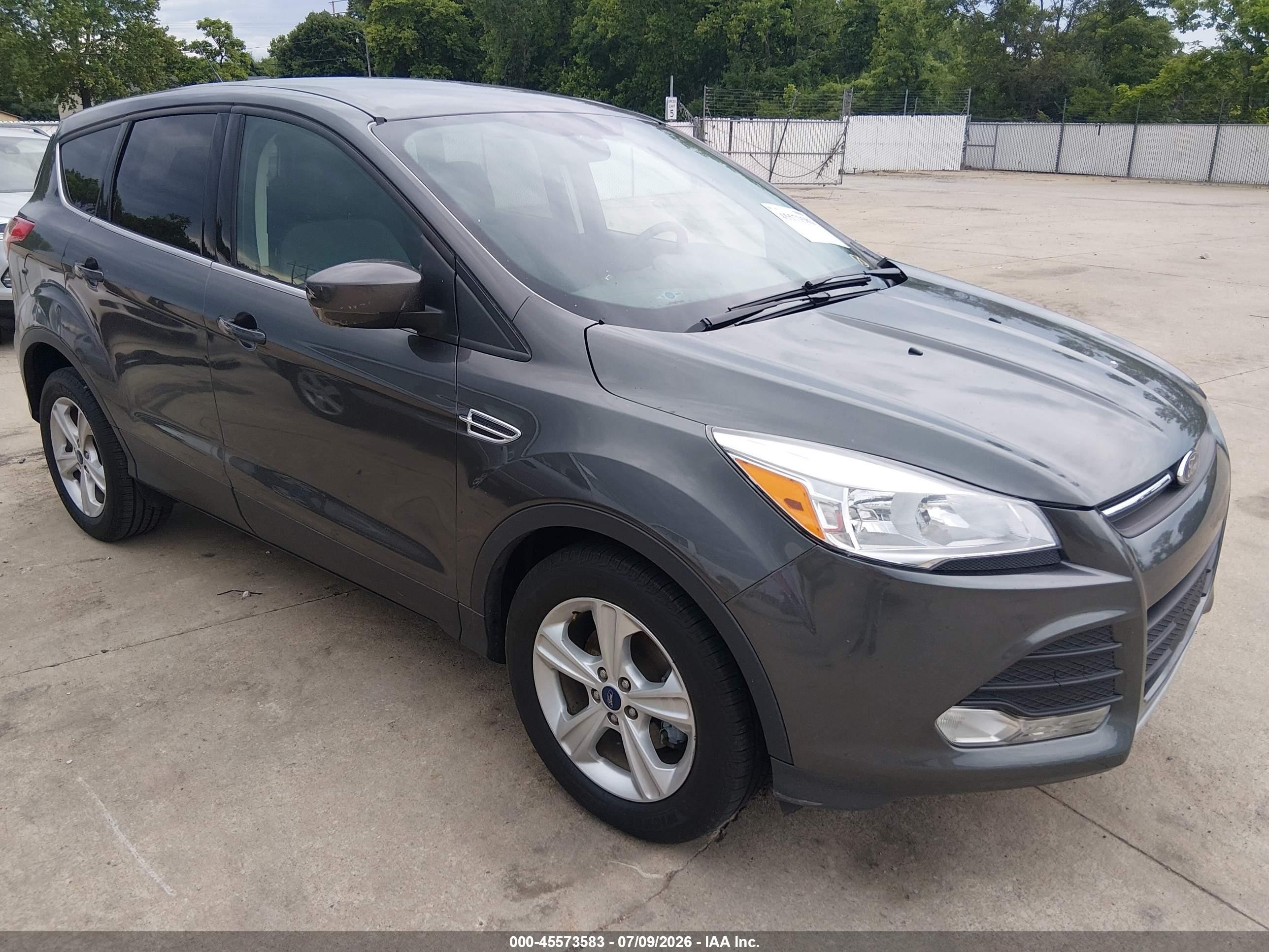 2015 Ford Escape Se Бежевый vin: 1FMCU0GX0FUB57822