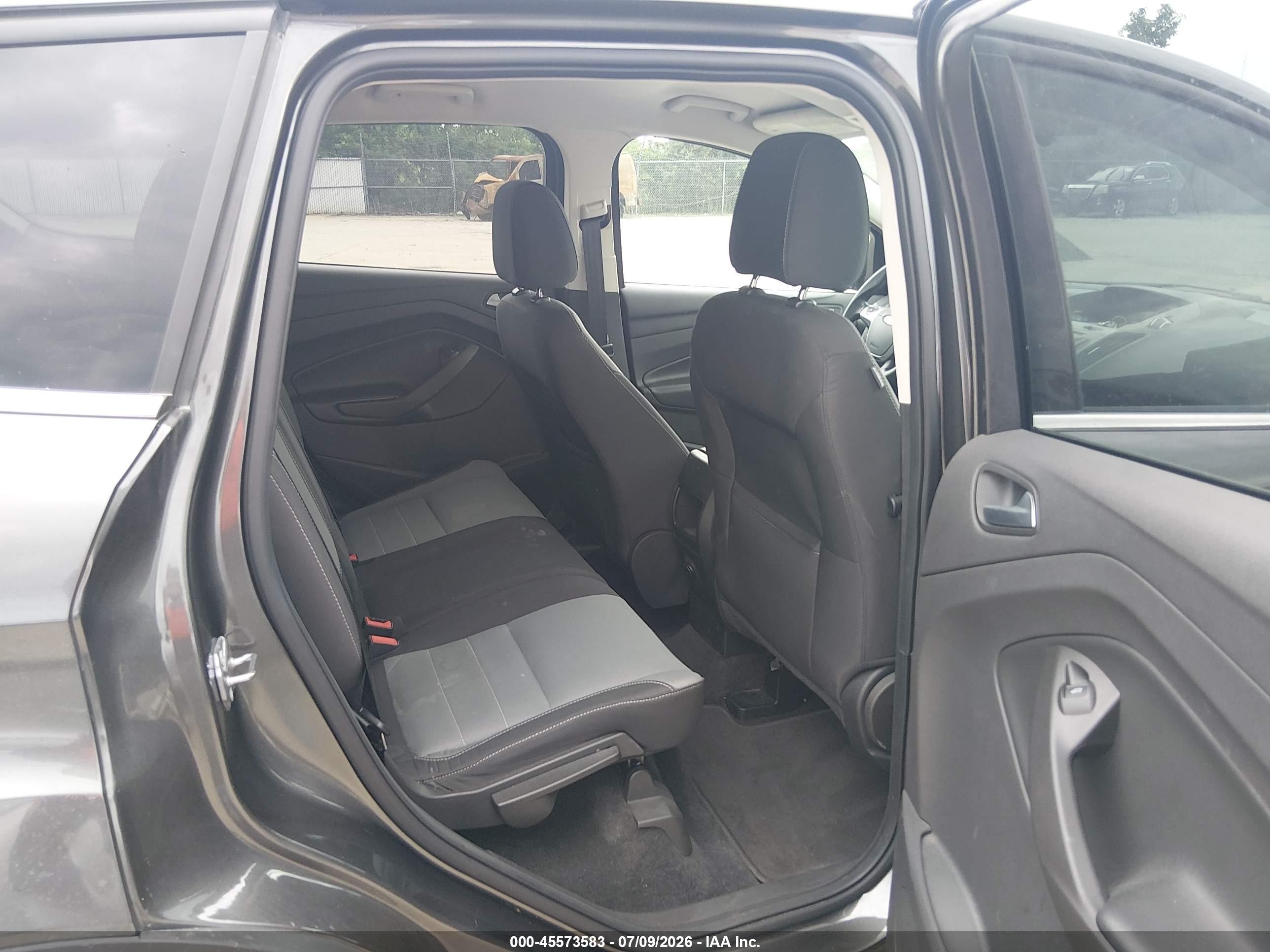 2015 Ford Escape Se Beige vin: 1FMCU0GX0FUB57822