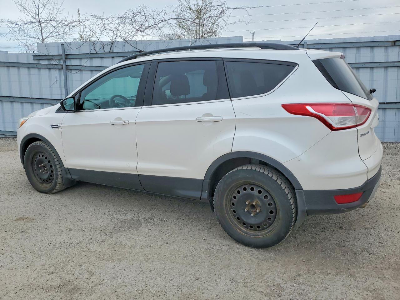 2015 Ford Escape Se White vin: 1FMCU0GX0FUB83871