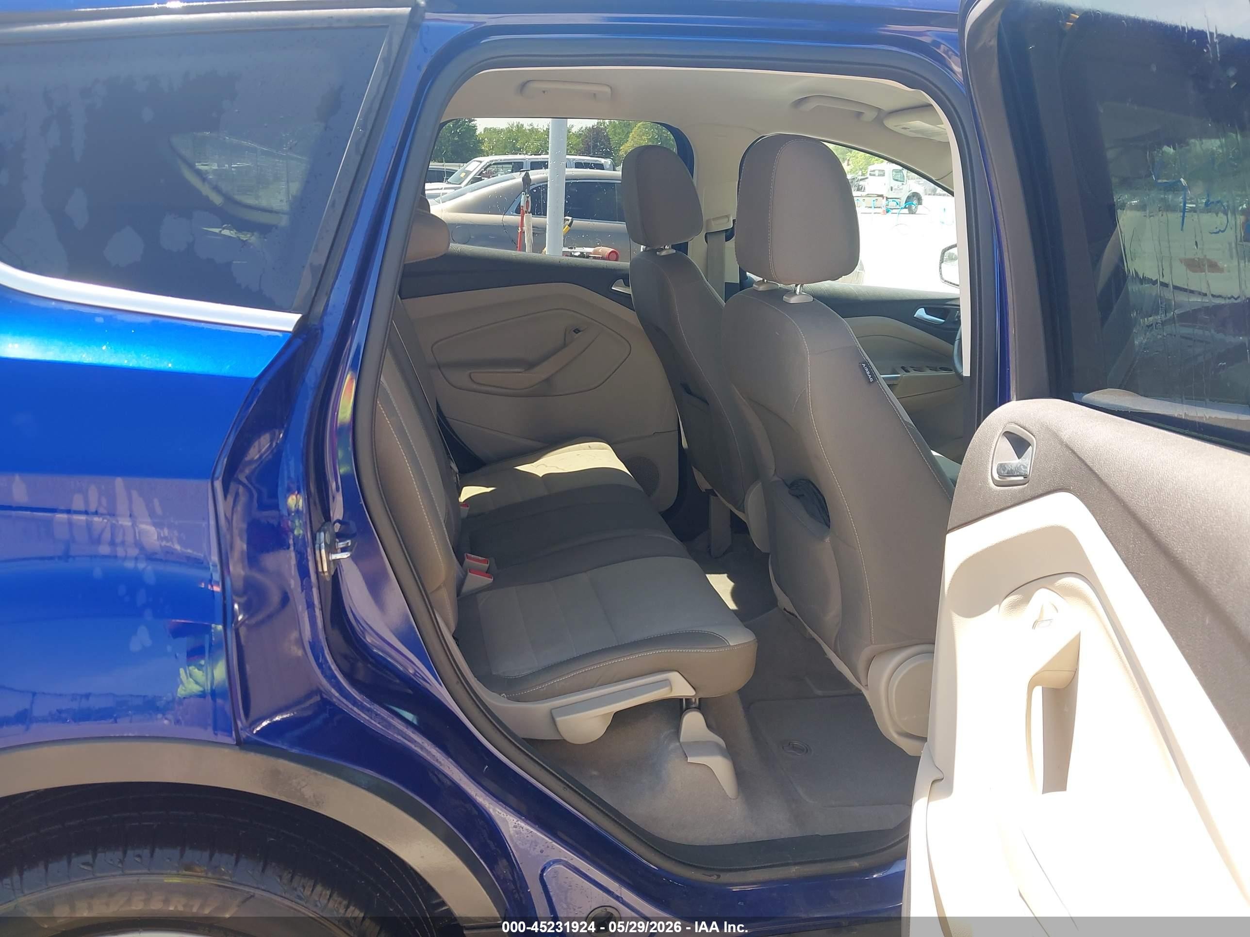 2013 Ford Escape Se Синий vin: 1FMCU0GX1DUB56370