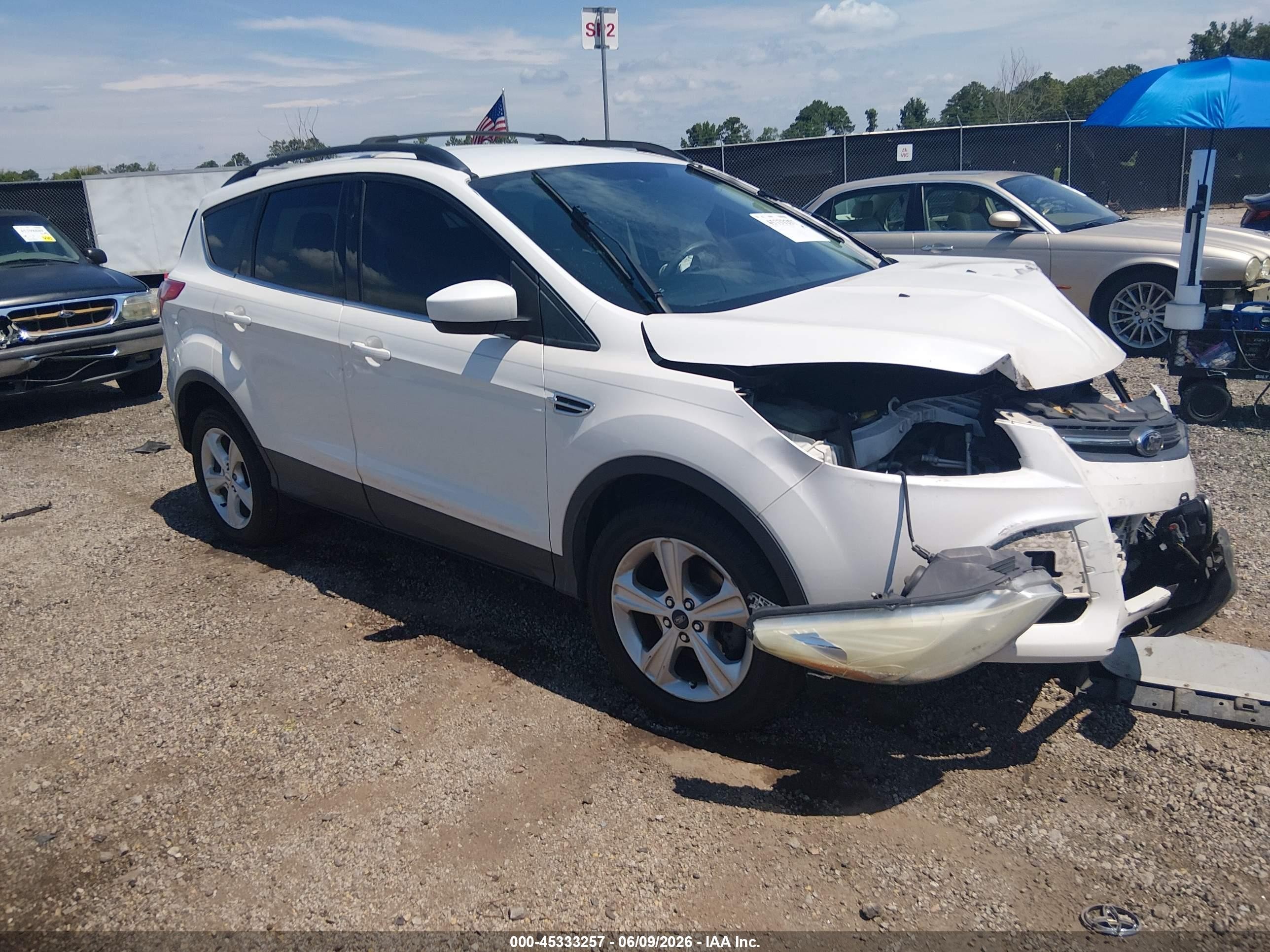 2013 Ford Escape Se Белый vin: 1FMCU0GX1DUB81382