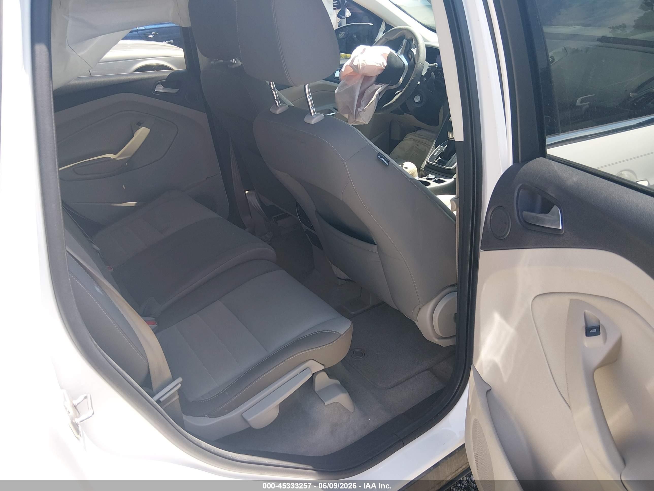 2013 Ford Escape Se Белый vin: 1FMCU0GX1DUB81382