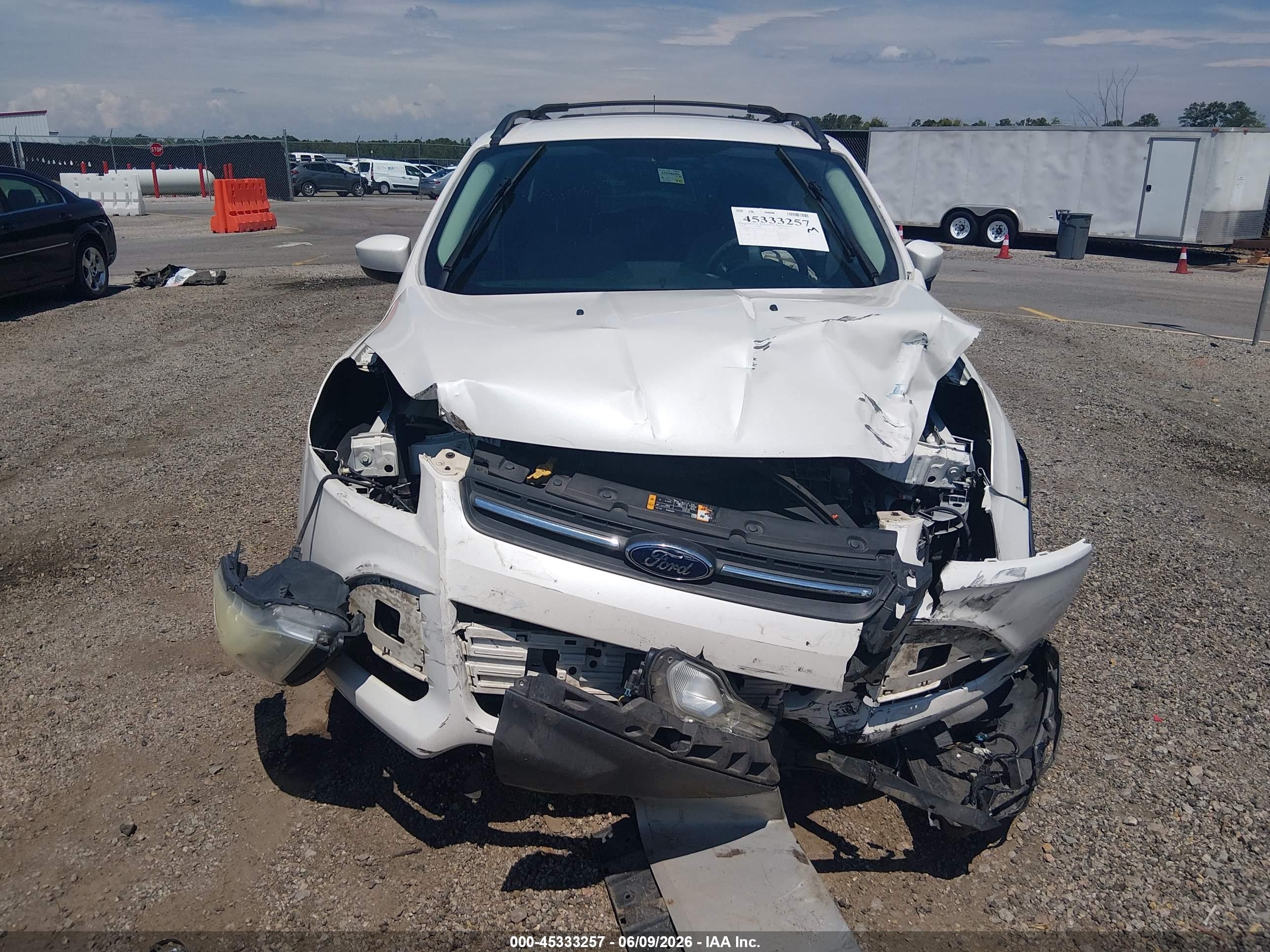 2013 Ford Escape Se Белый vin: 1FMCU0GX1DUB81382