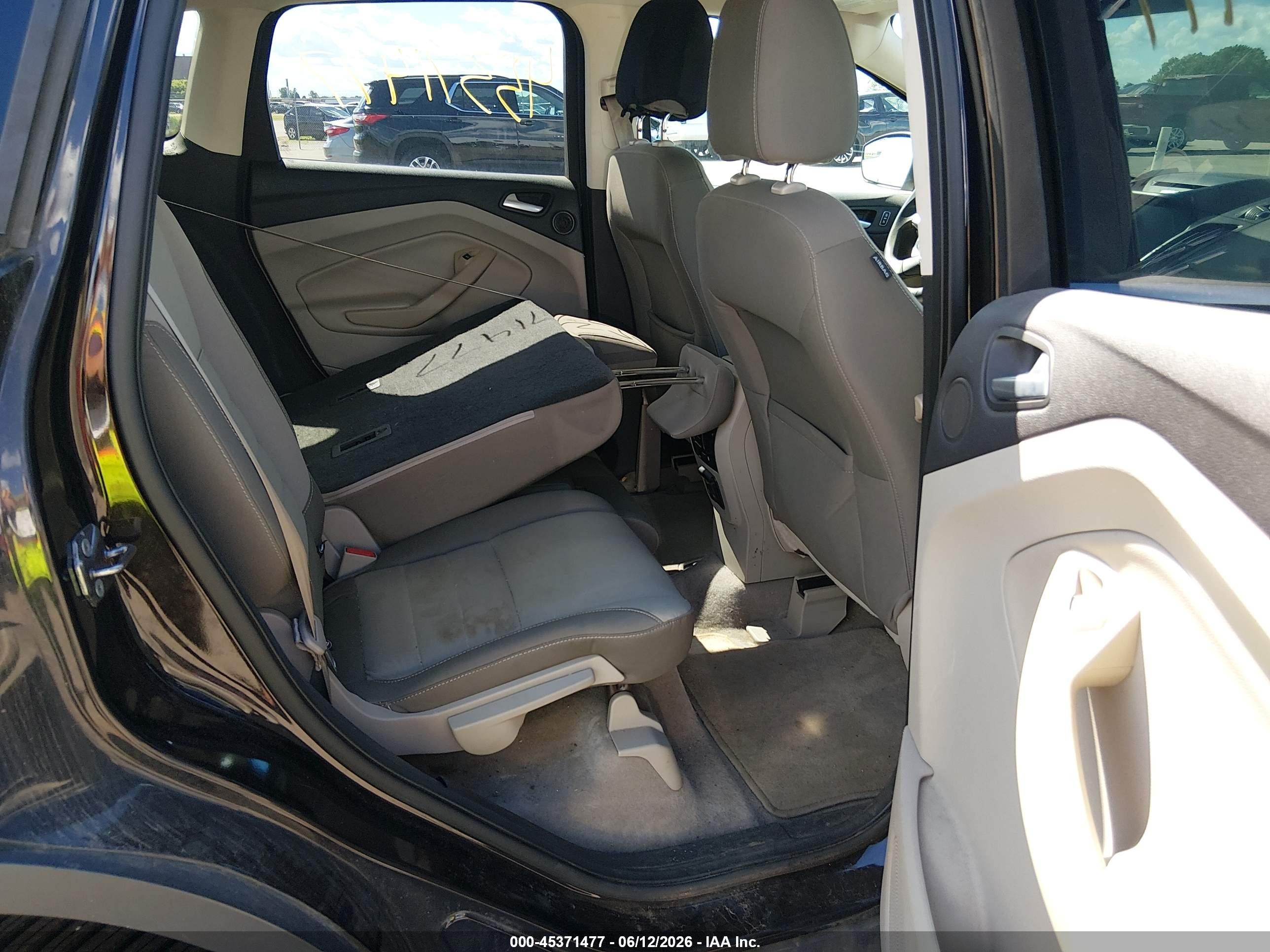 2013 Ford Escape Se Черный vin: 1FMCU0GX1DUC93793