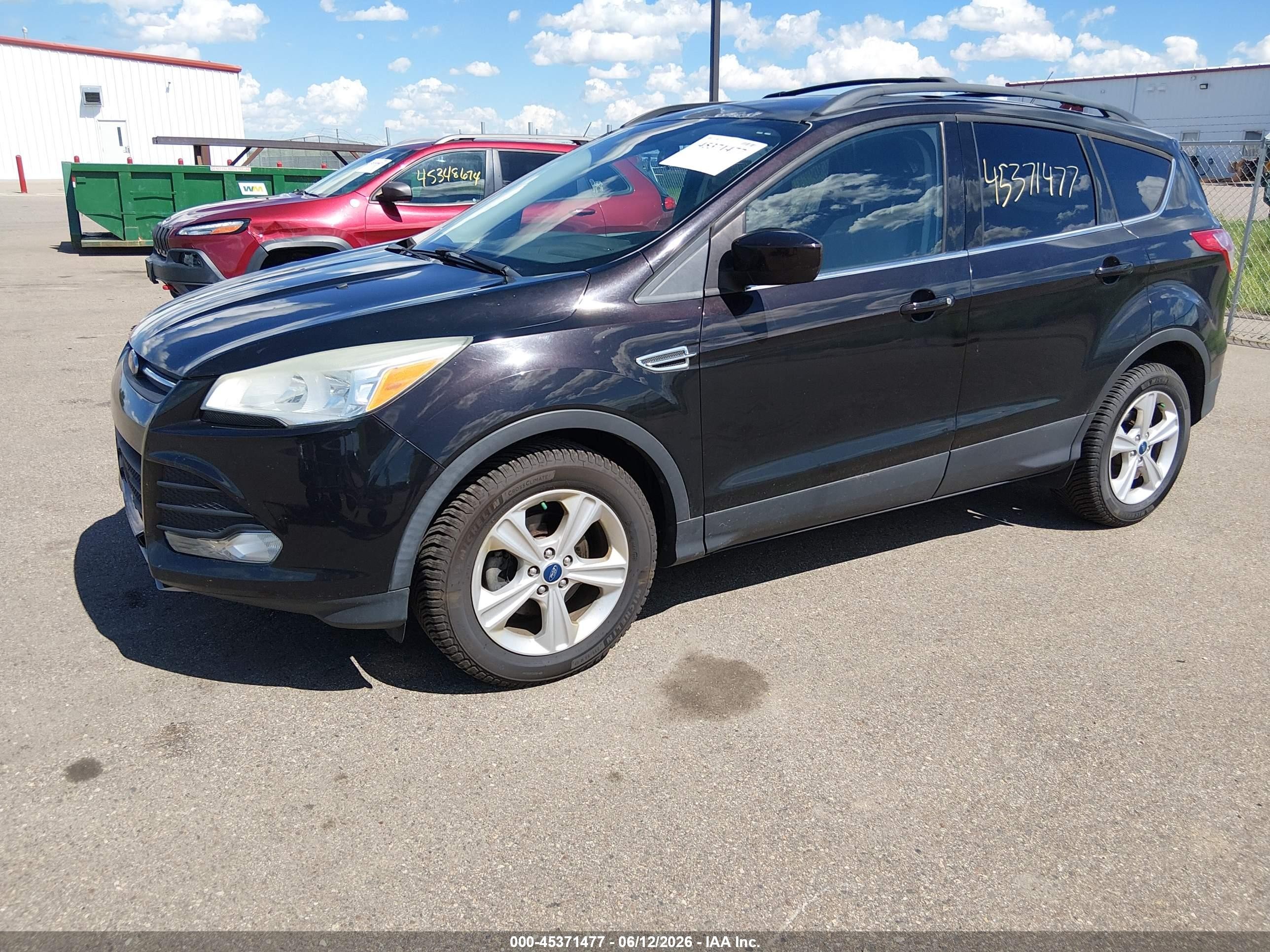 2013 Ford Escape Se Черный vin: 1FMCU0GX1DUC93793