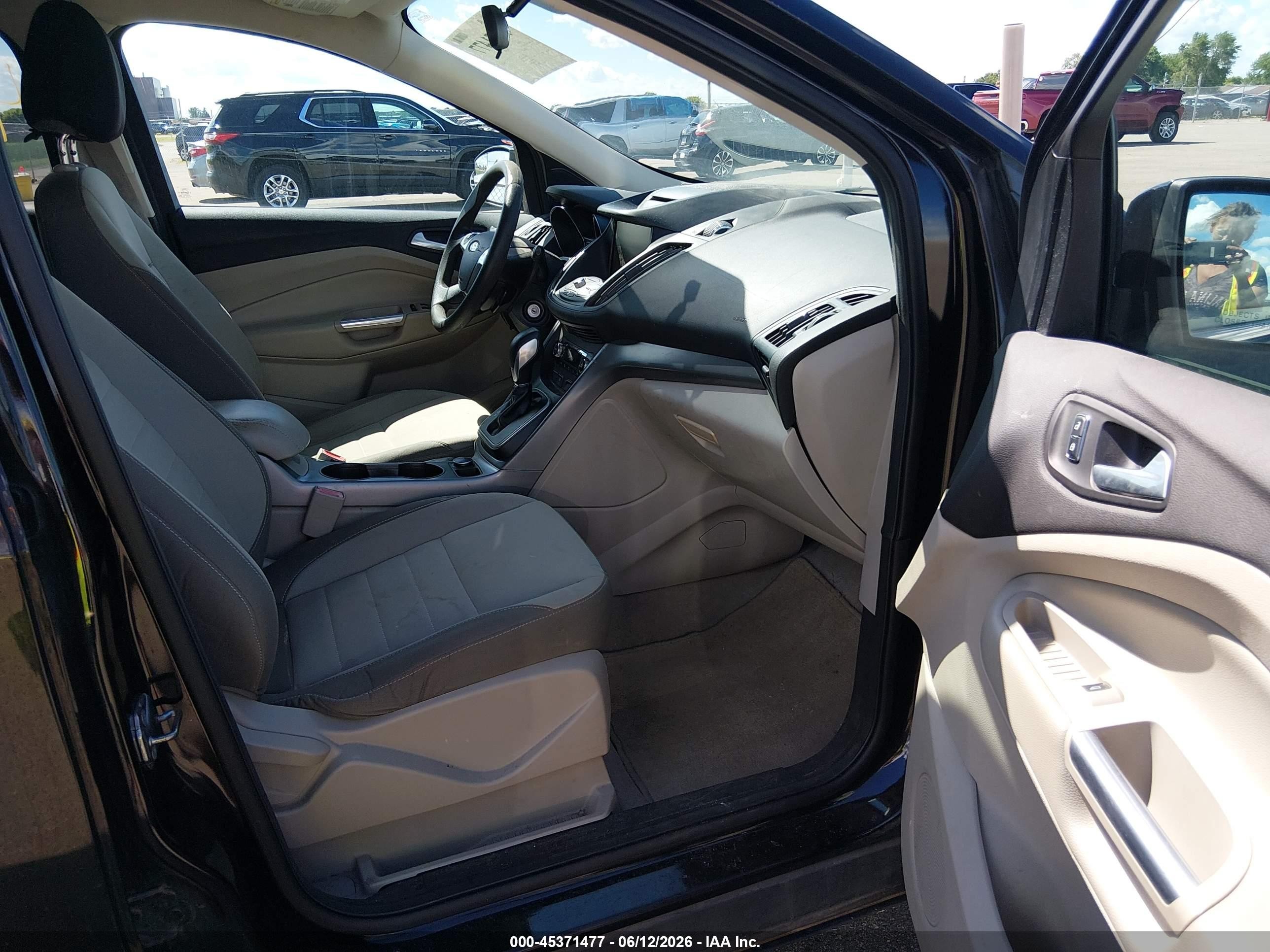 2013 Ford Escape Se Черный vin: 1FMCU0GX1DUC93793
