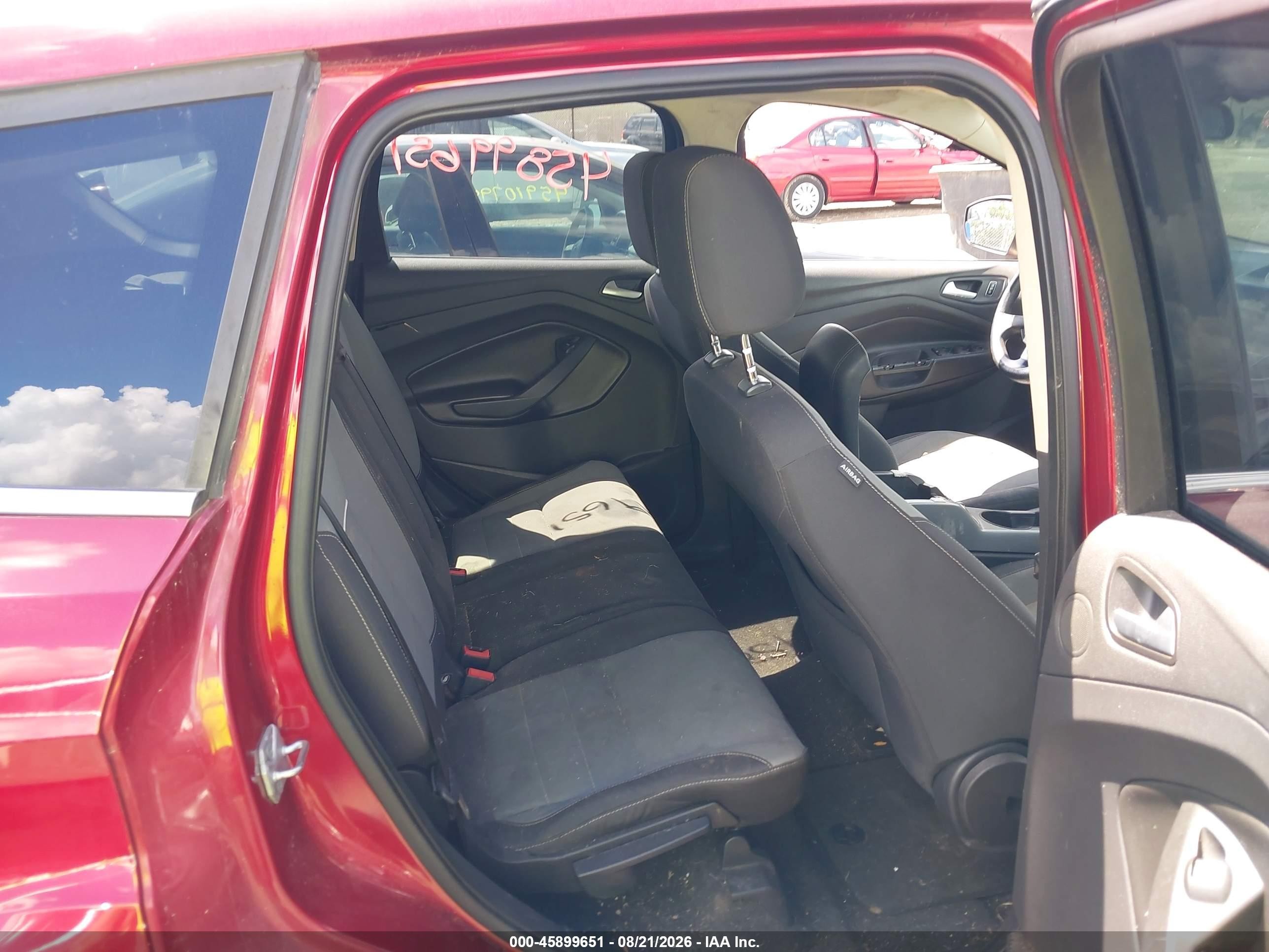 2014 Ford Escape Se Красный vin: 1FMCU0GX1EUA04106