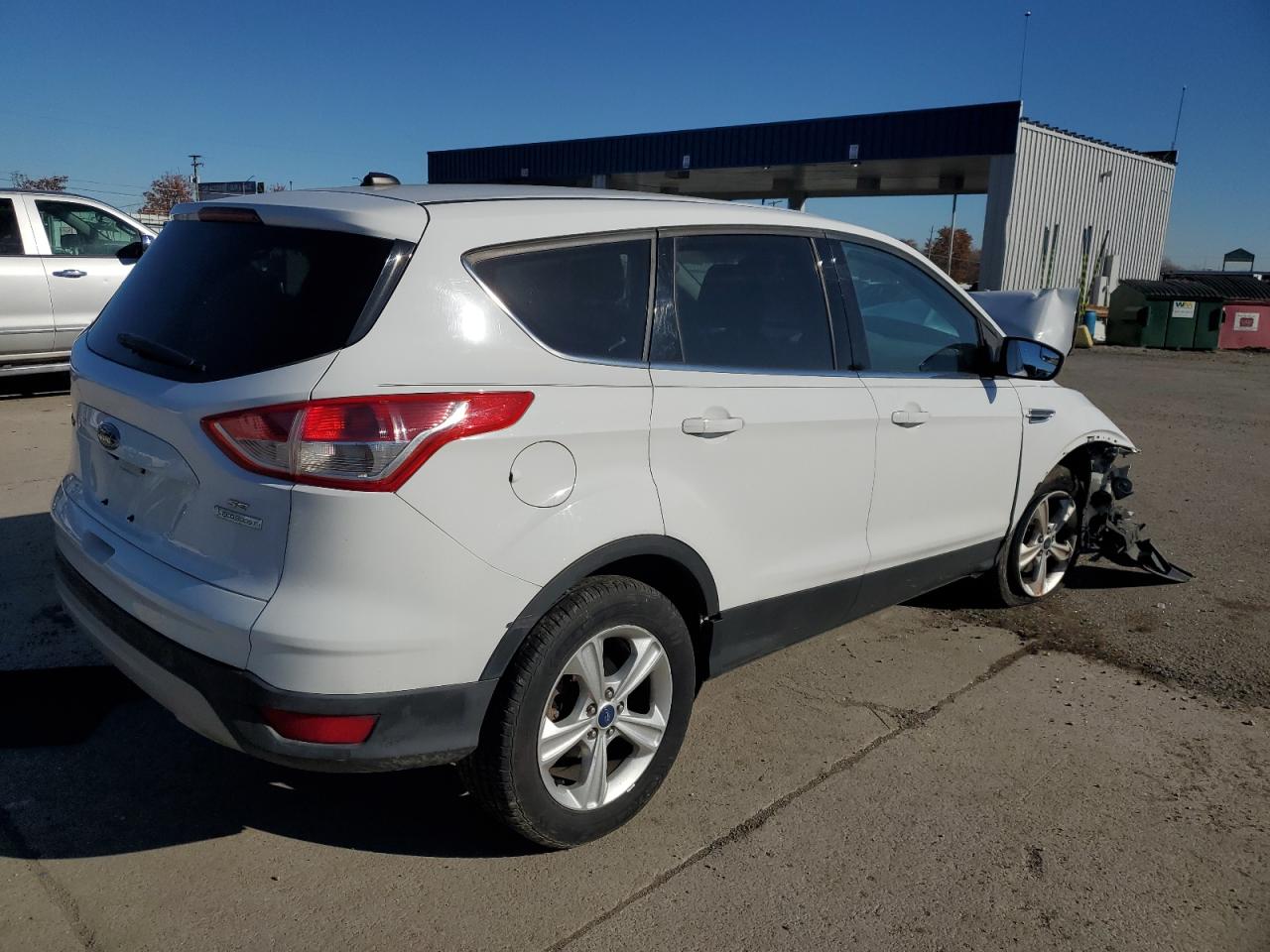 2014 Ford Escape White vin: 1FMCU0GX1EUA20001