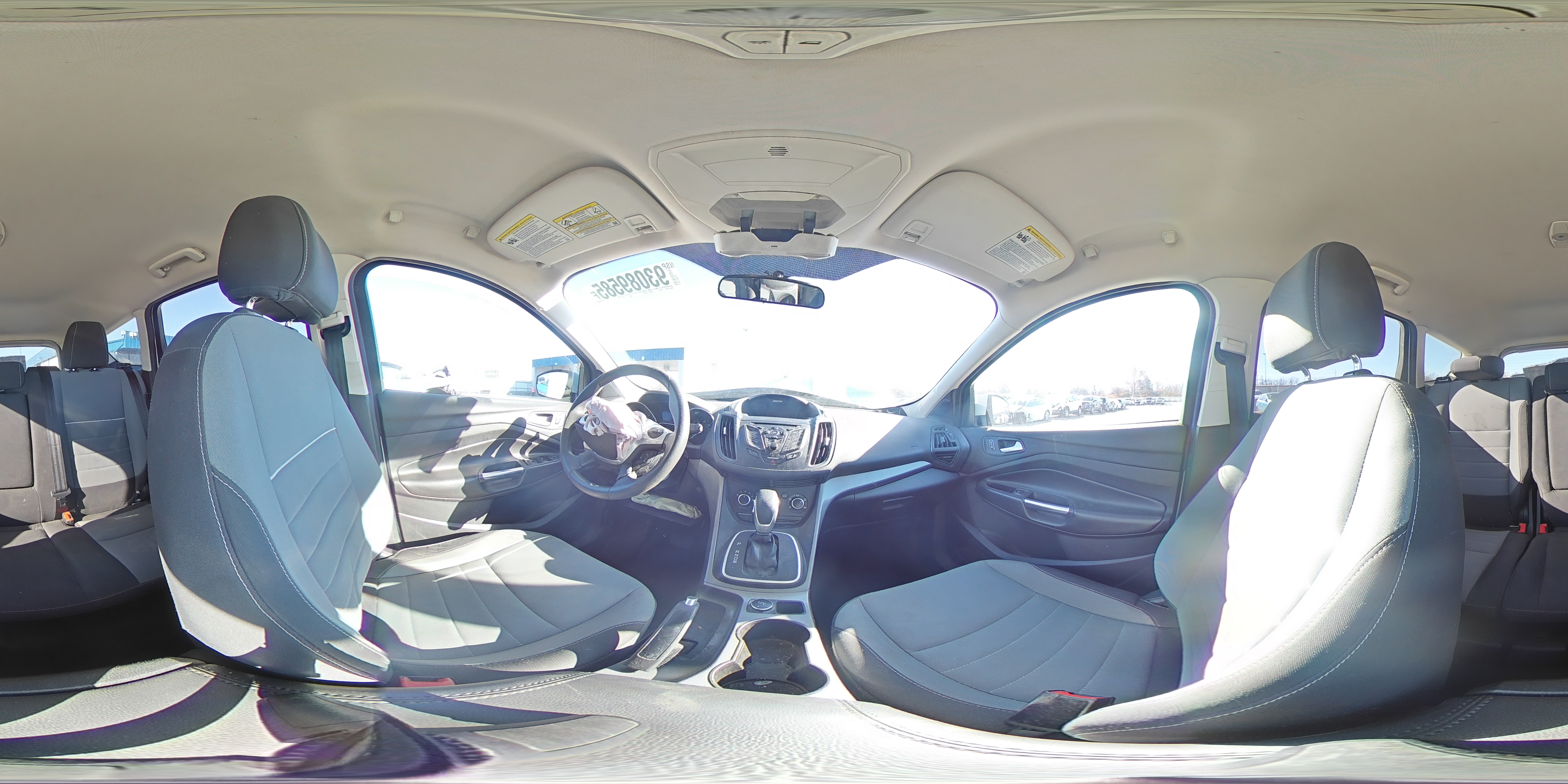 2014 Ford Escape White vin: 1FMCU0GX1EUA20001
