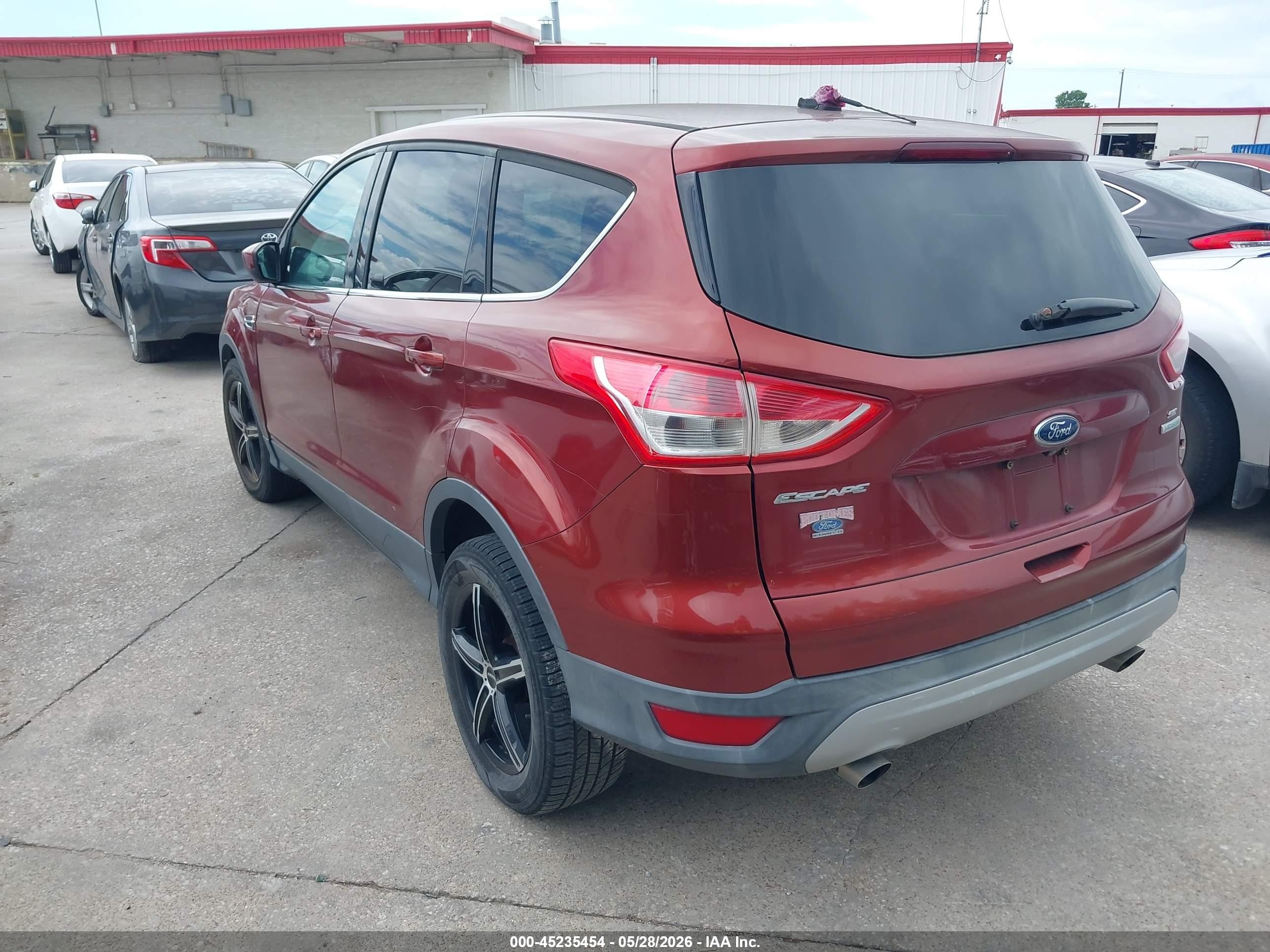 2014 Ford Escape Se Maroon vin: 1FMCU0GX1EUA38031