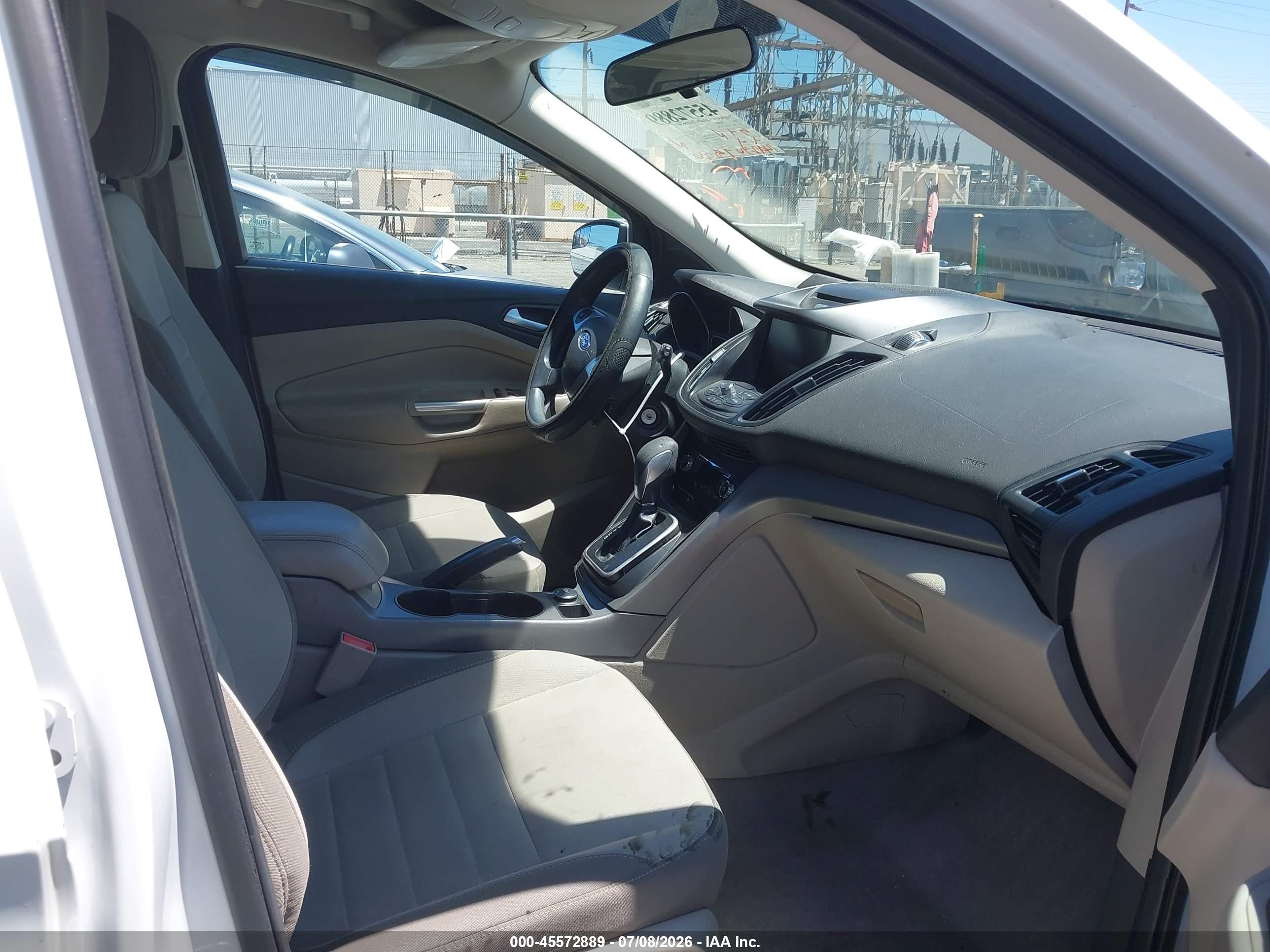 2014 Ford Escape Se Белый vin: 1FMCU0GX1EUA45867