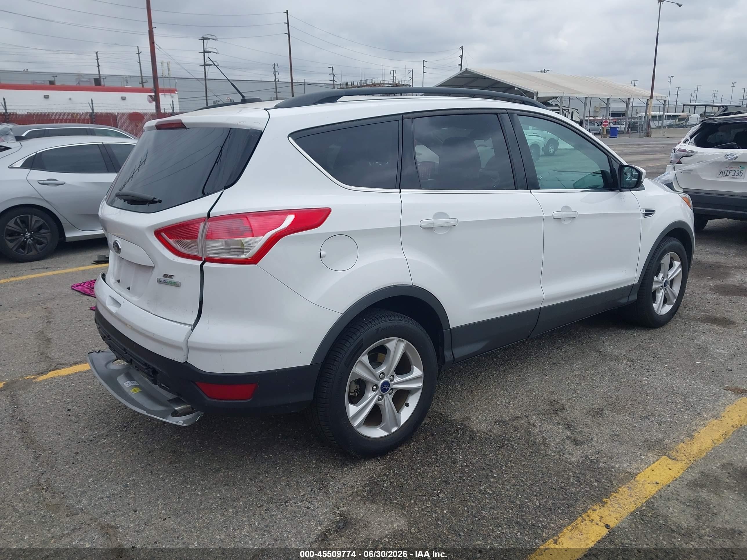 2014 Ford Escape Se White vin: 1FMCU0GX1EUA77508
