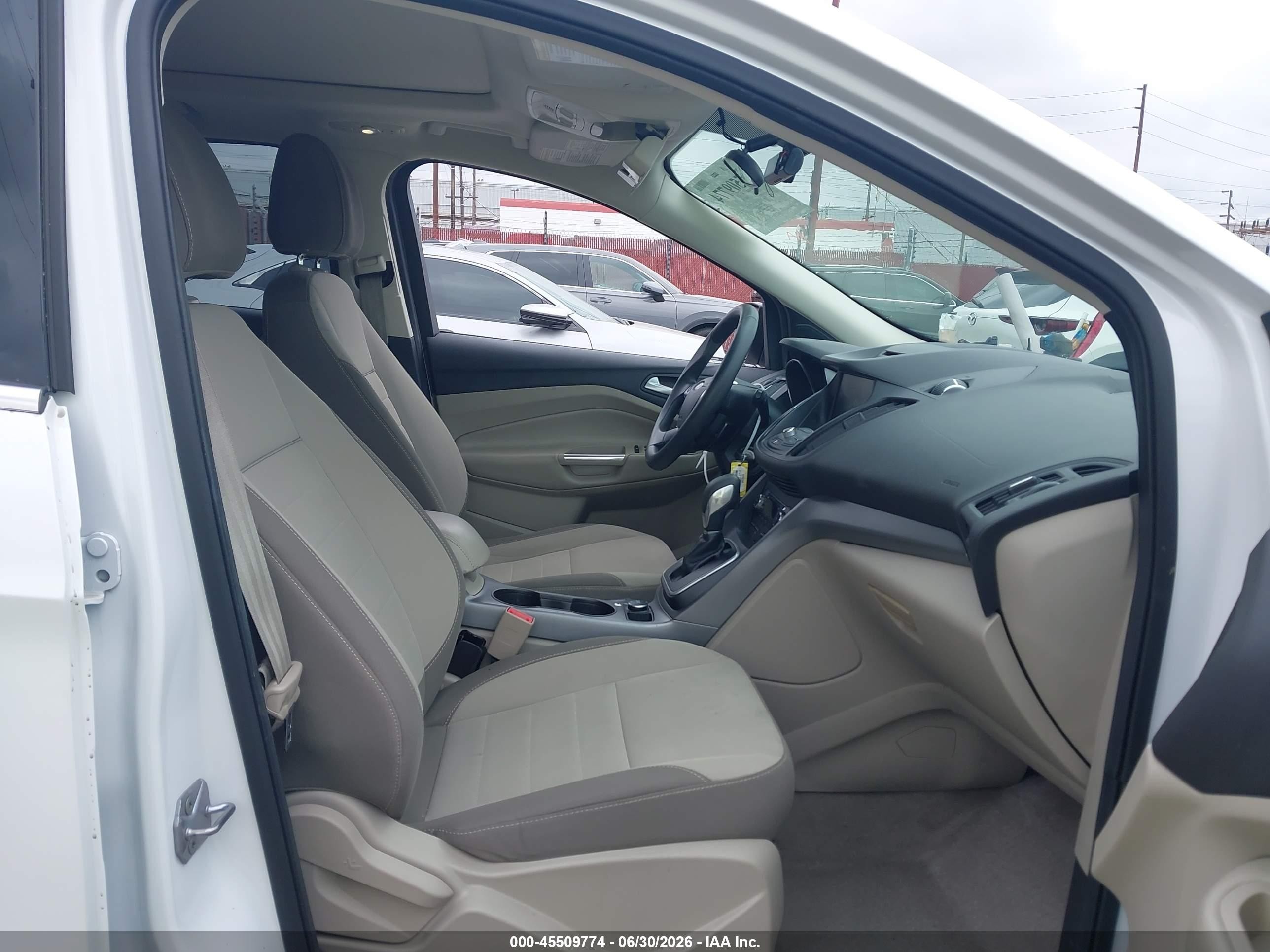 2014 Ford Escape Se White vin: 1FMCU0GX1EUA77508