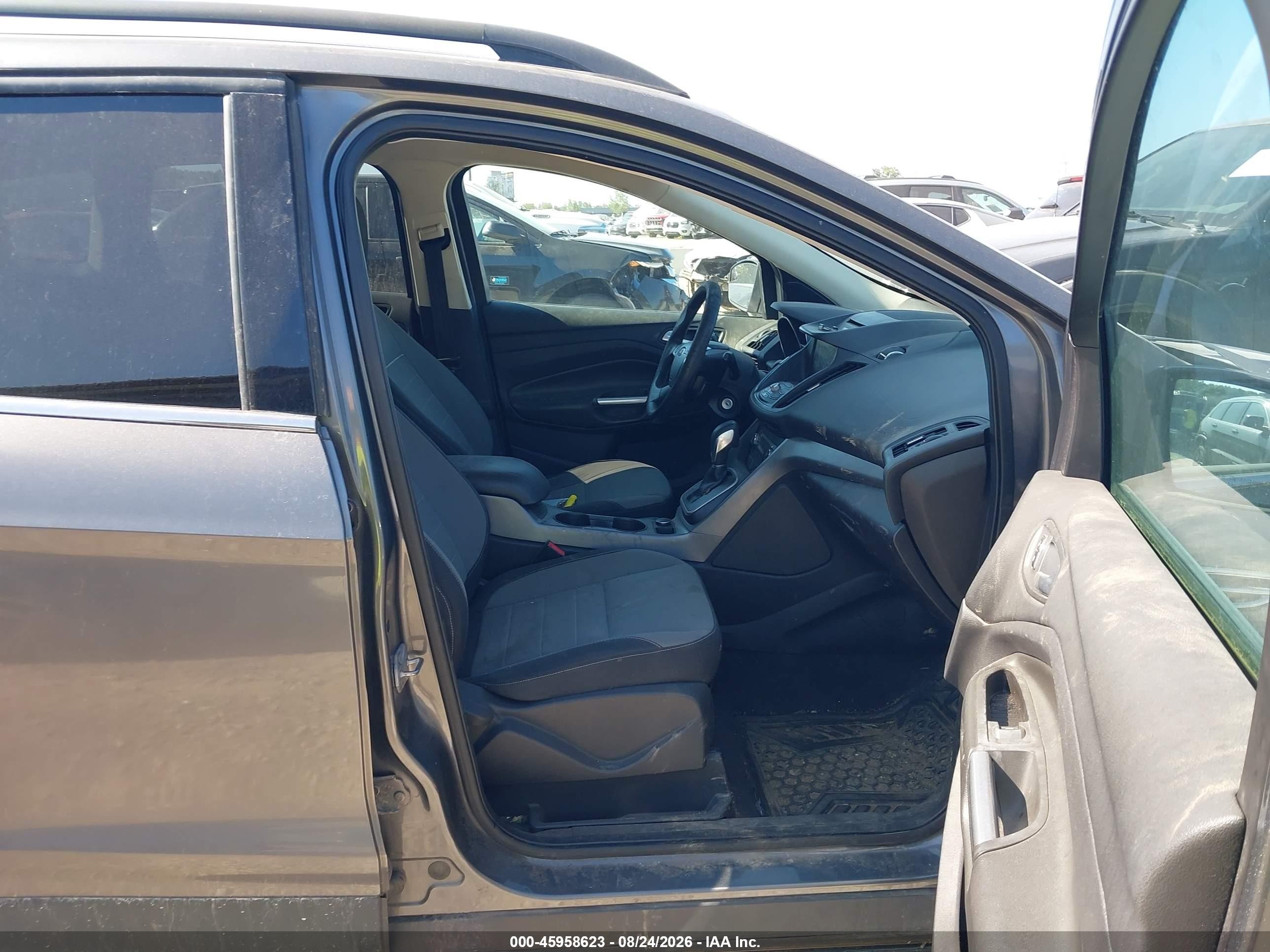 2014 Ford Escape Se Gray vin: 1FMCU0GX1EUB06800