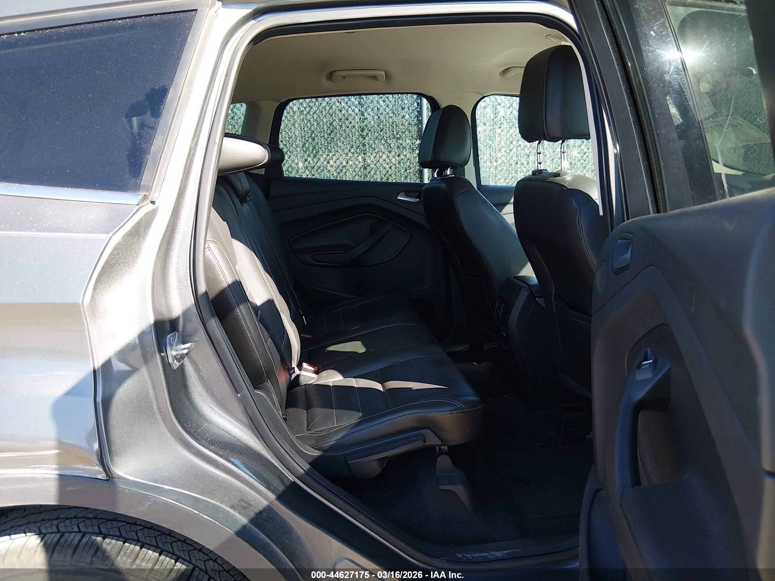 2014 Ford Escape Se Gray vin: 1FMCU0GX1EUC07366