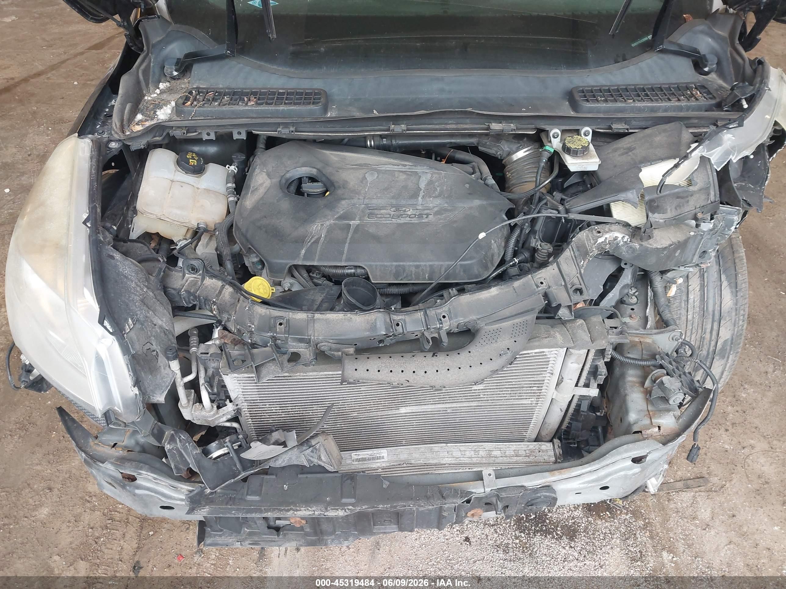 2014 Ford Escape Se Черный vin: 1FMCU0GX1EUC25009