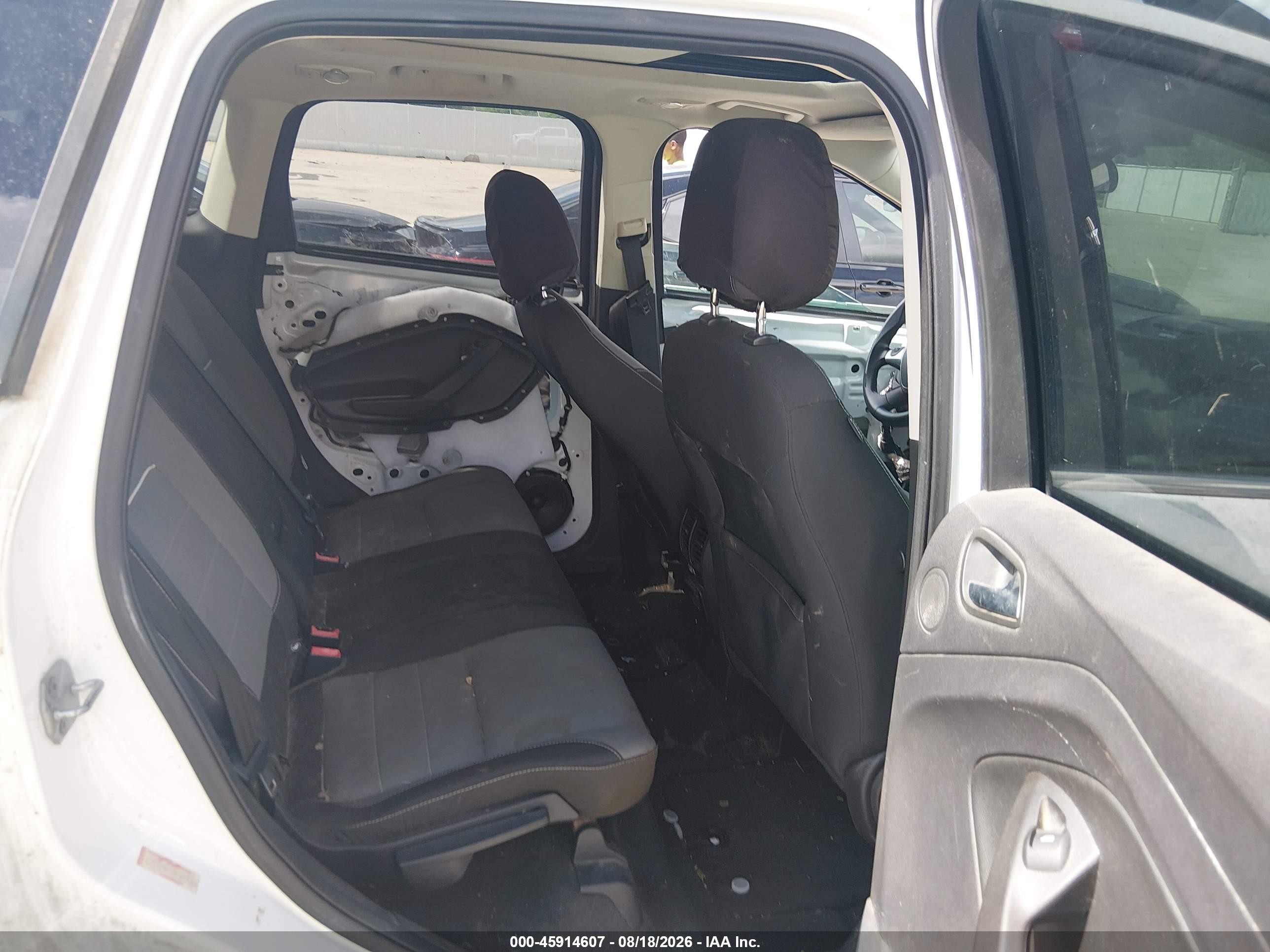 2014 Ford Escape Se White vin: 1FMCU0GX1EUC47009
