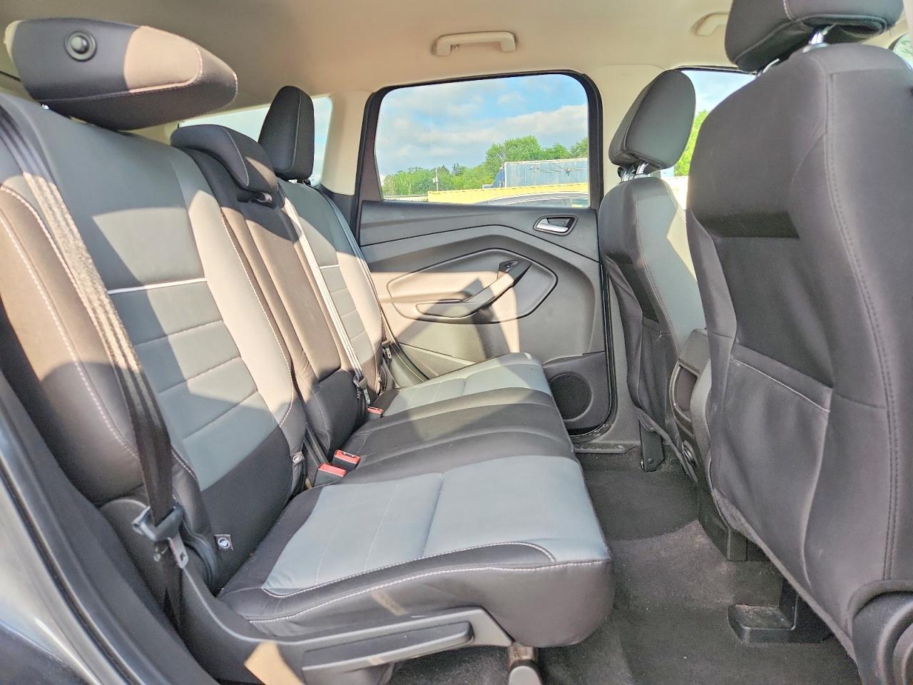 2015 Ford Escape Se Gray vin: 1FMCU0GX1FUA23143