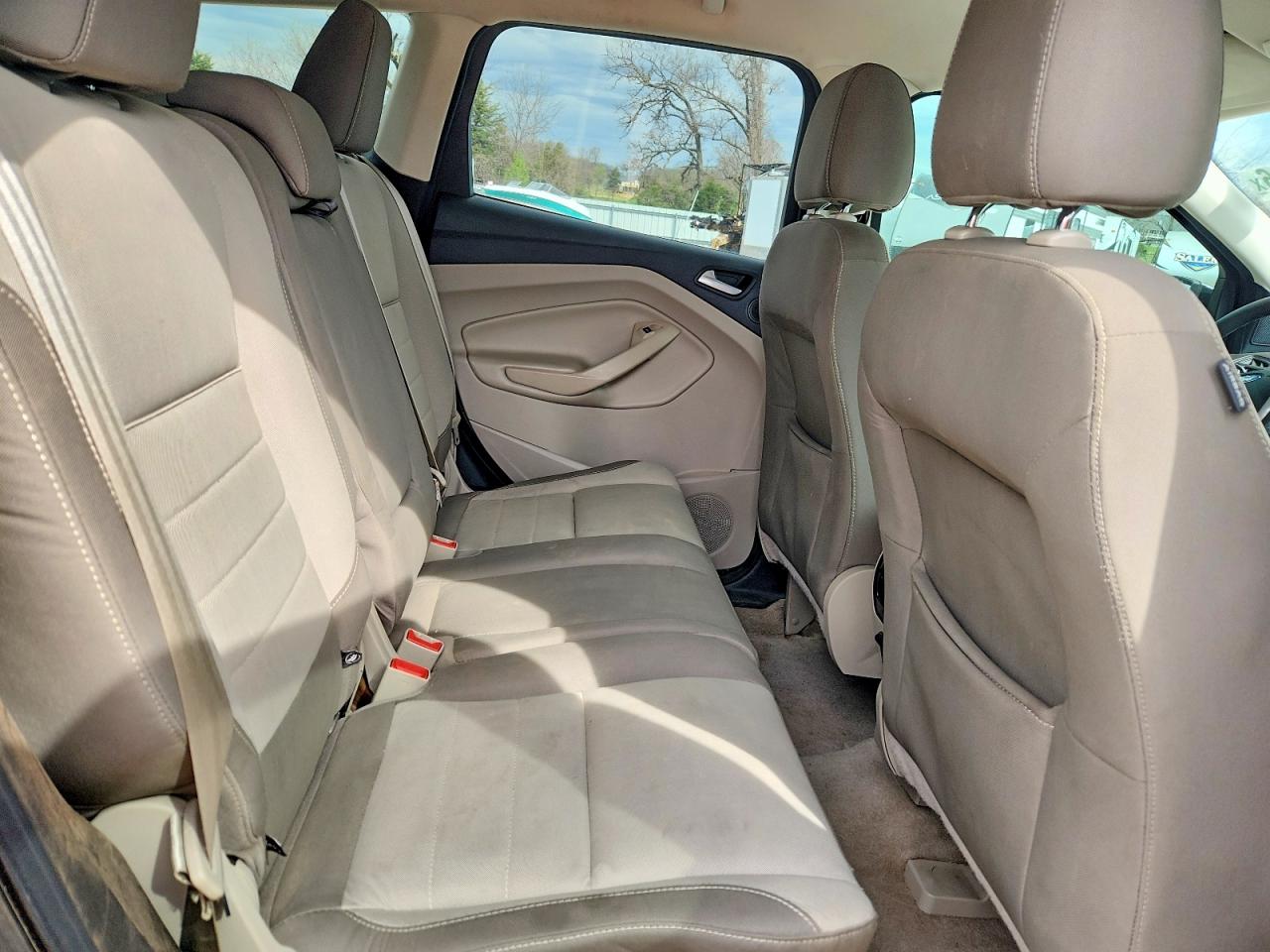 2015 Ford Escape Se Угольный vin: 1FMCU0GX1FUA24714