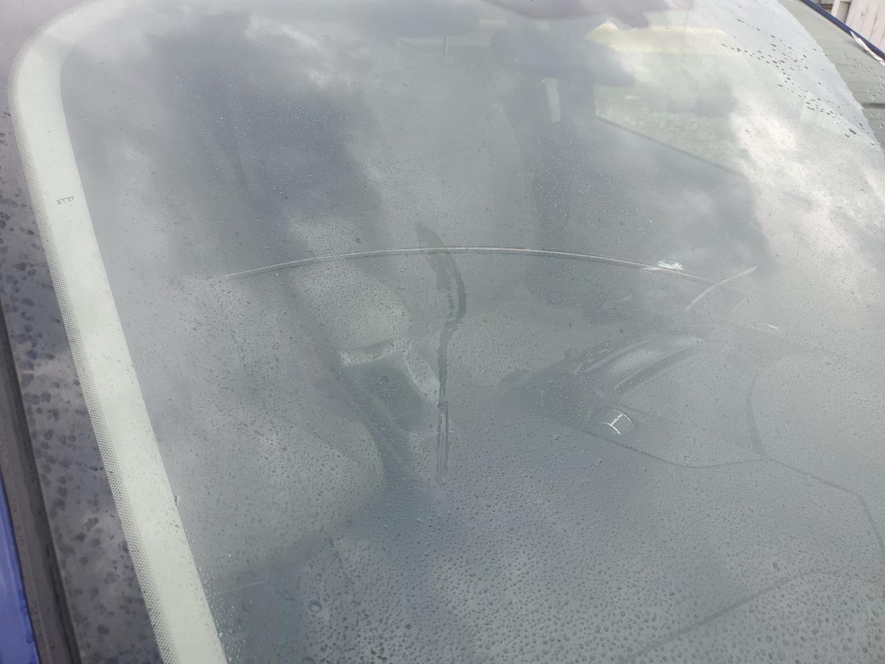 2015 Ford Escape Se Blue vin: 1FMCU0GX1FUA37138 Damage: Windshield, Broken, Replacement Required