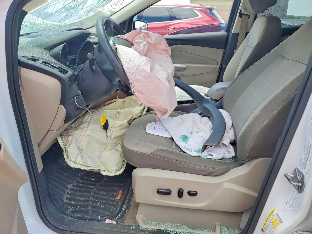 2015 Ford Escape Se White vin: 1FMCU0GX1FUB00092