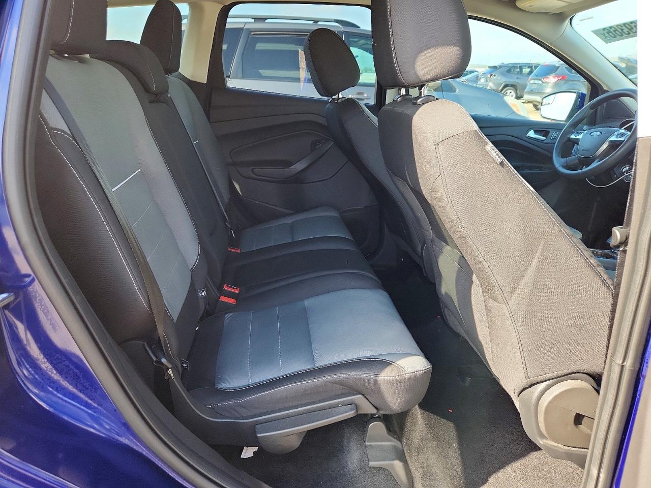 2015 Ford Escape Se Blue vin: 1FMCU0GX1FUB57845