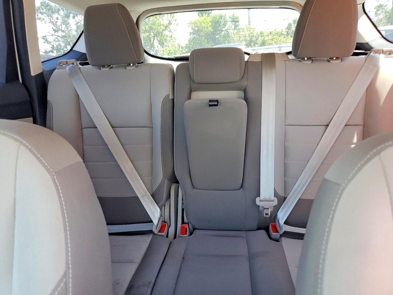2013 Ford Escape Se White vin: 1FMCU0GX2DUA45830