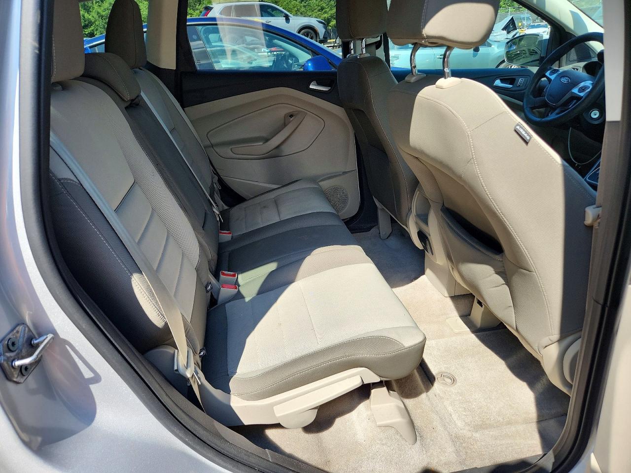 2013 Ford Escape Se Серебряный vin: 1FMCU0GX2DUC20433