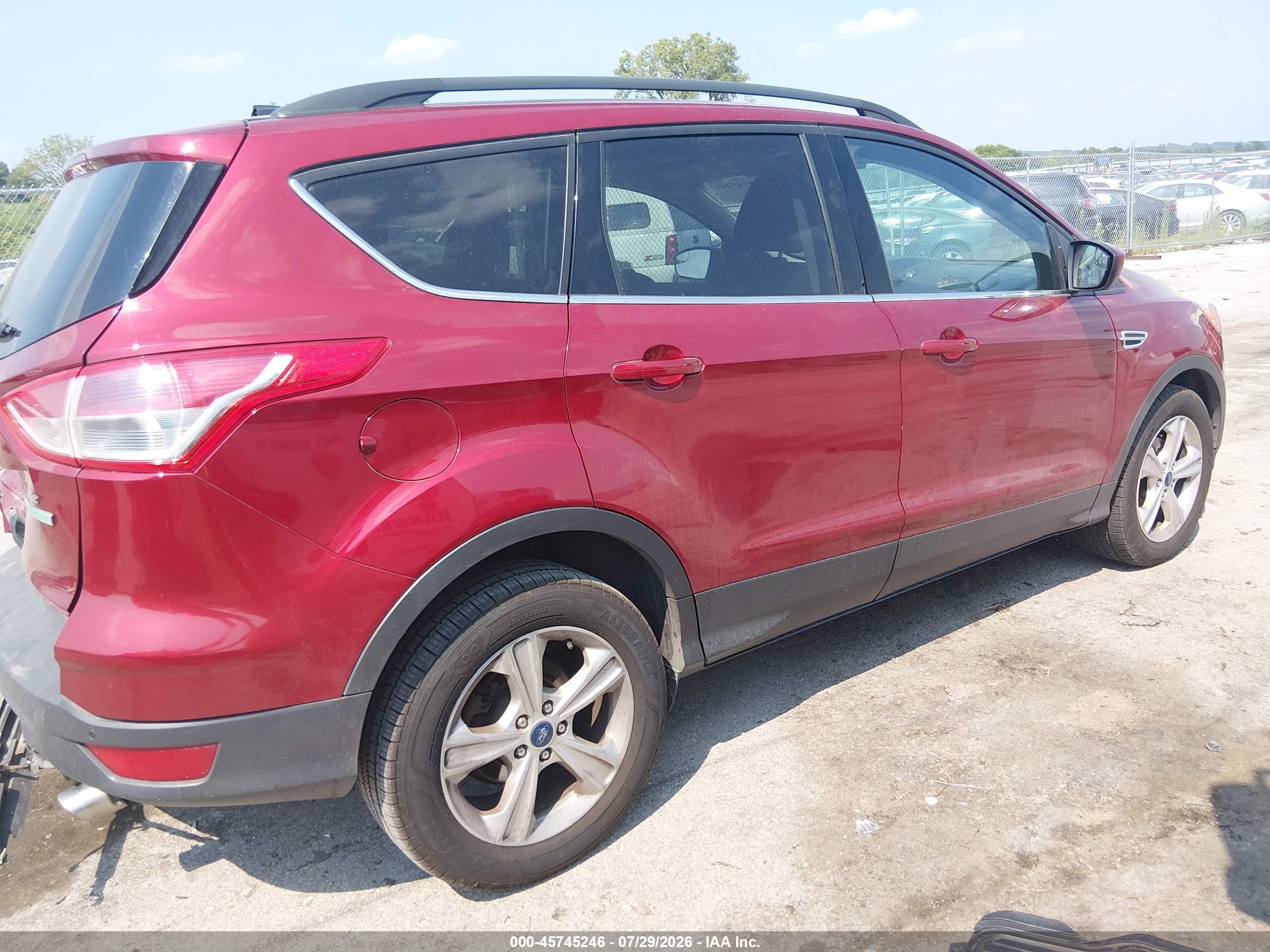 2014 Ford Escape Se Red vin: 1FMCU0GX2EUA28138