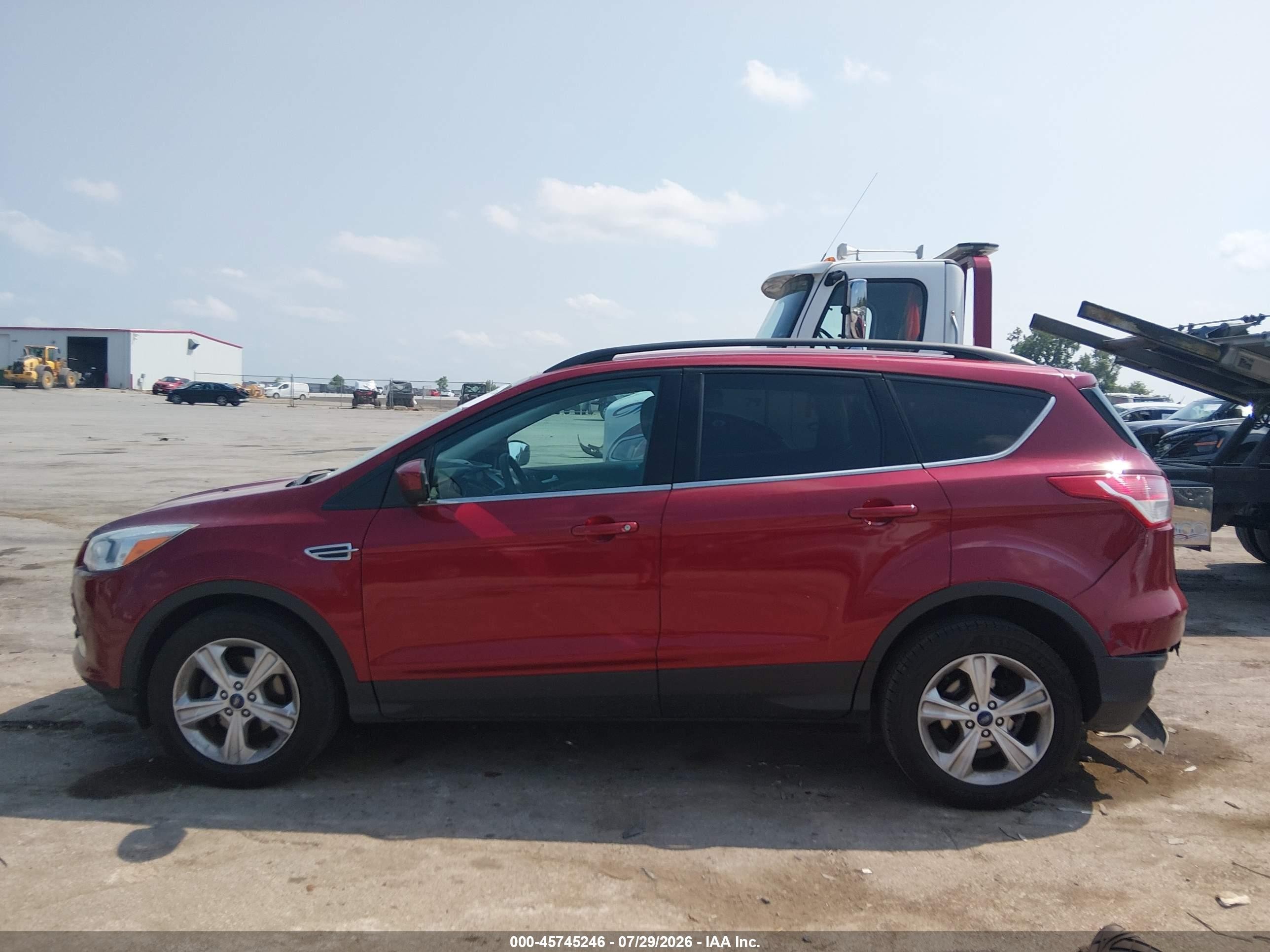 2014 Ford Escape Se Red vin: 1FMCU0GX2EUA28138