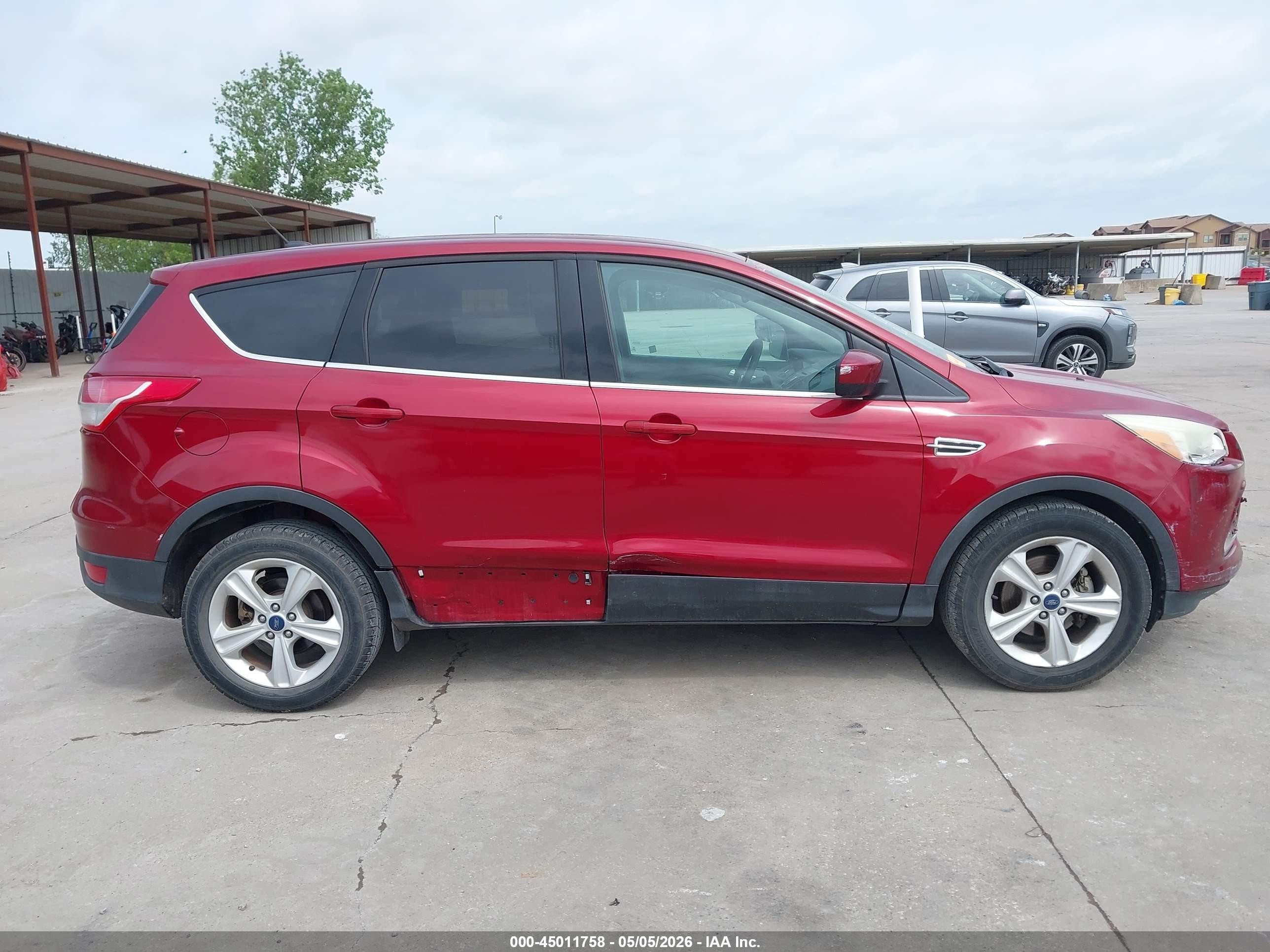 2014 Ford Escape Se Red vin: 1FMCU0GX2EUB61756