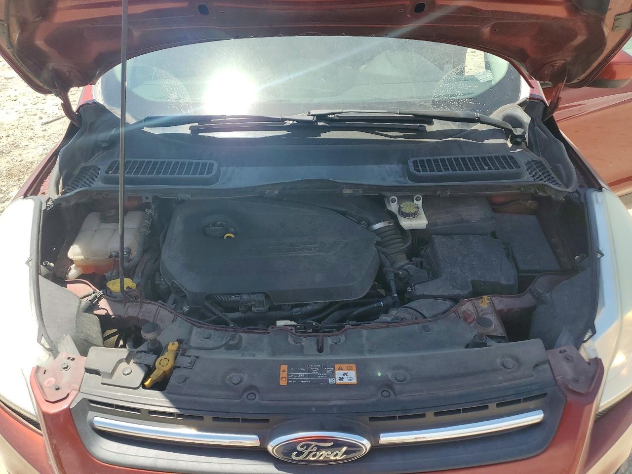 2014 Ford Escape Se Красный vin: 1FMCU0GX2EUB97804