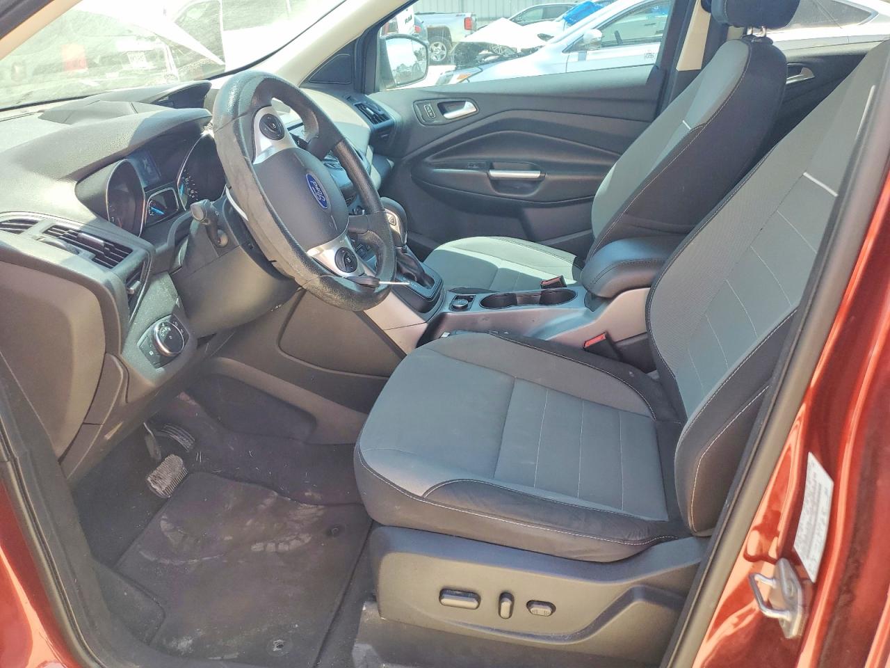 2014 Ford Escape Se Красный vin: 1FMCU0GX2EUB97804