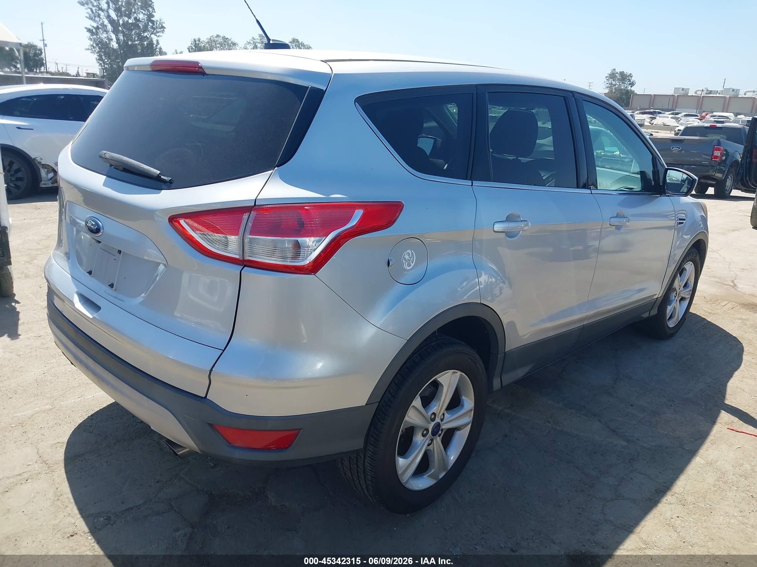 2014 Ford Escape Se Silver vin: 1FMCU0GX2EUC00751