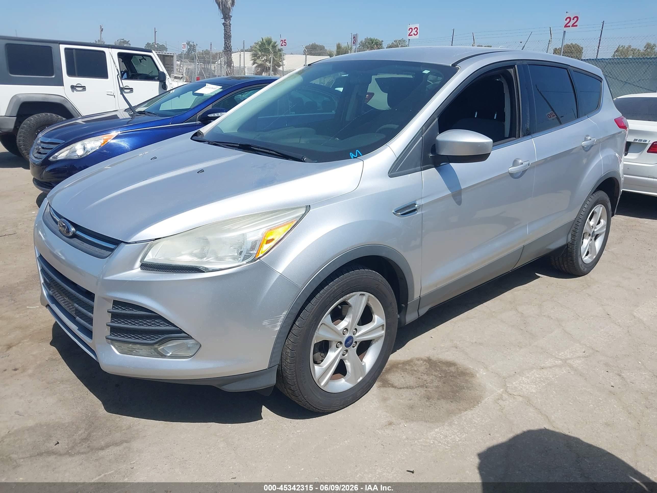 2014 Ford Escape Se Silver vin: 1FMCU0GX2EUC00751