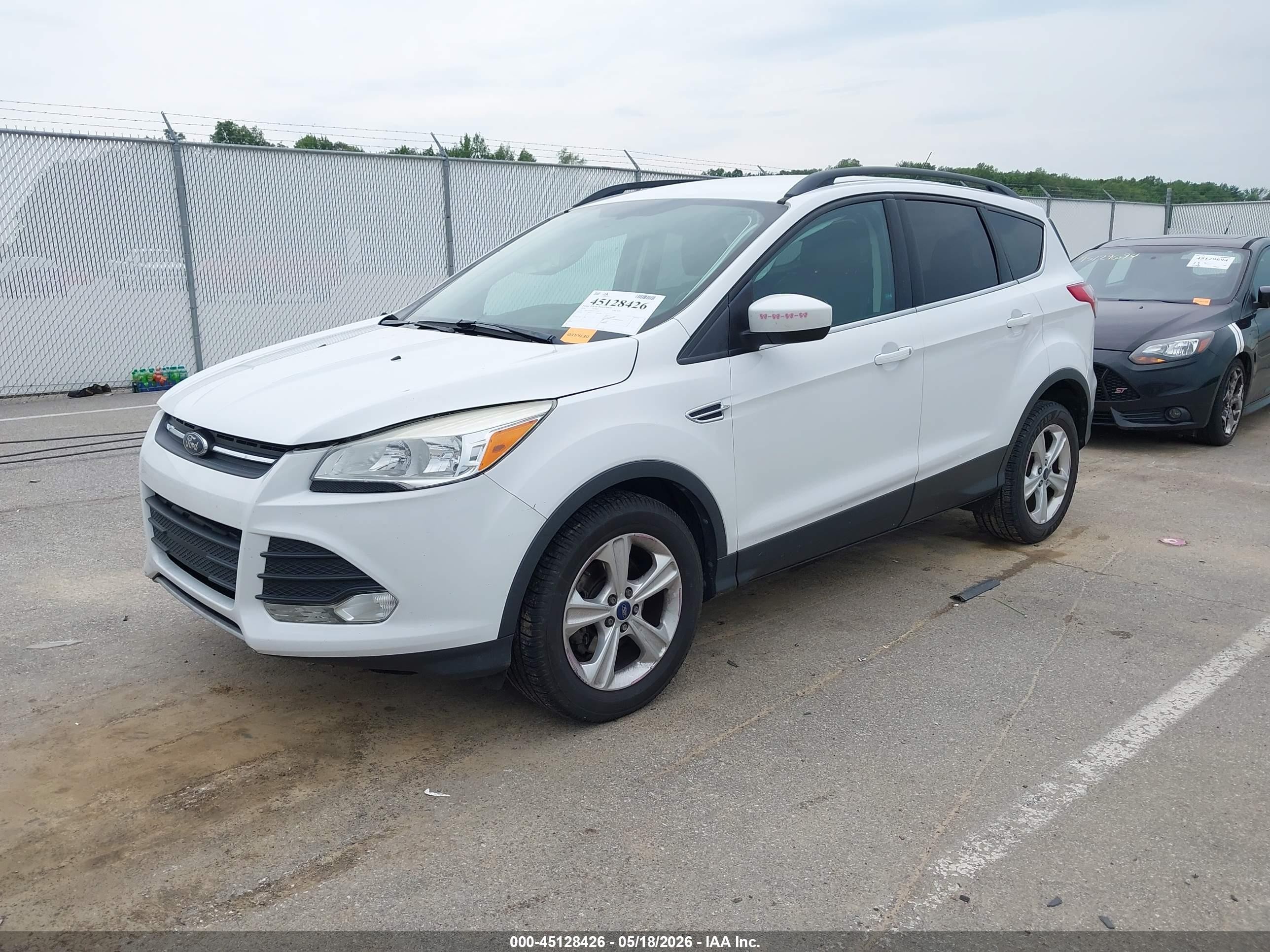 2014 Ford Escape Se White vin: 1FMCU0GX2EUC43499
