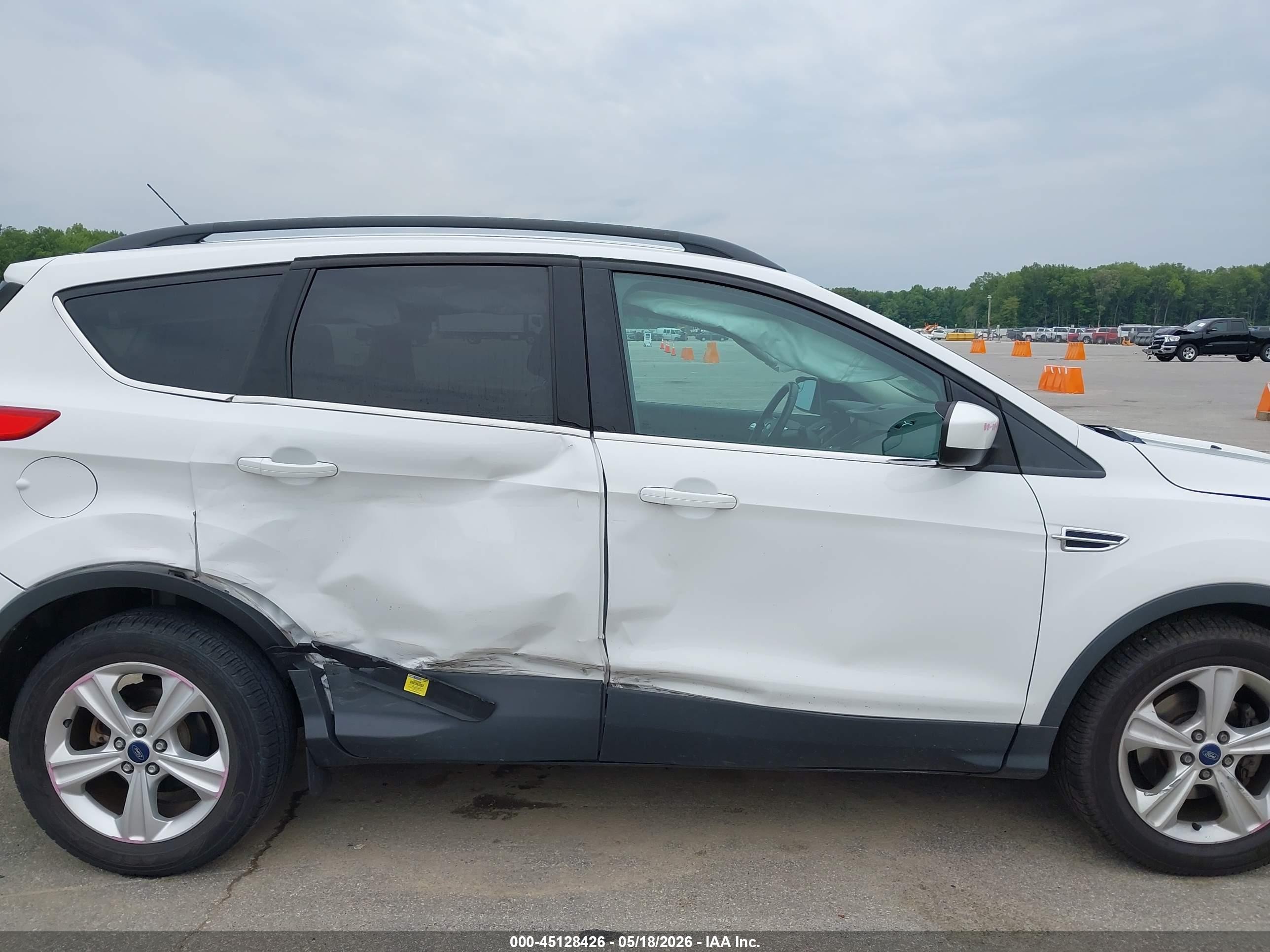 2014 Ford Escape Se White vin: 1FMCU0GX2EUC43499