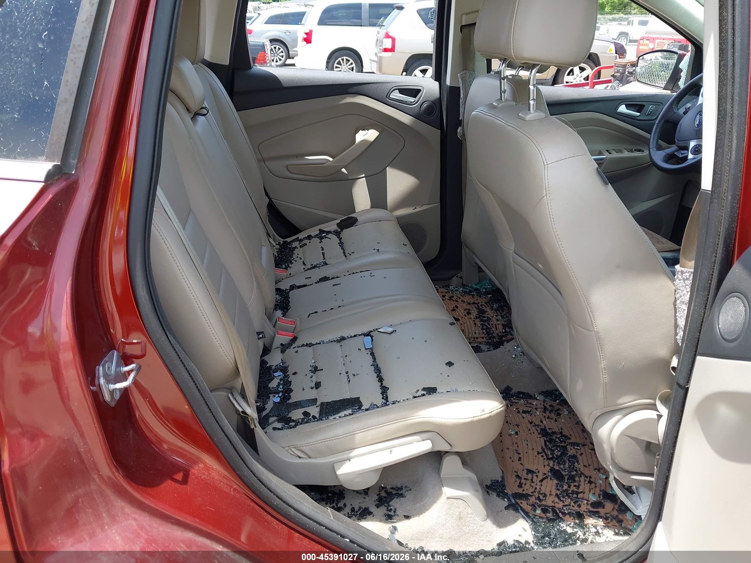 2014 Ford Escape Se Red vin: 1FMCU0GX2EUD10277
