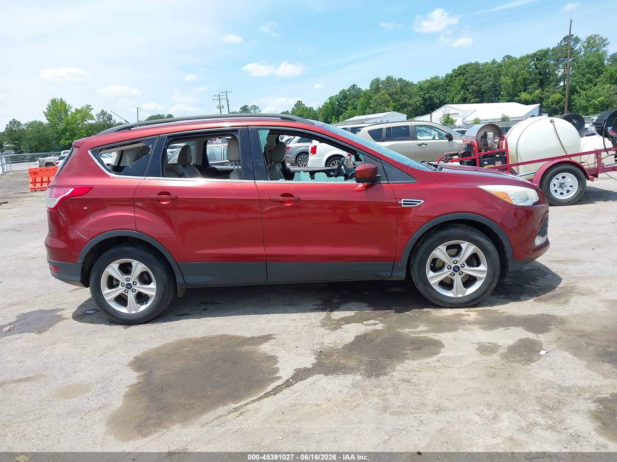 2014 Ford Escape Se Red vin: 1FMCU0GX2EUD10277