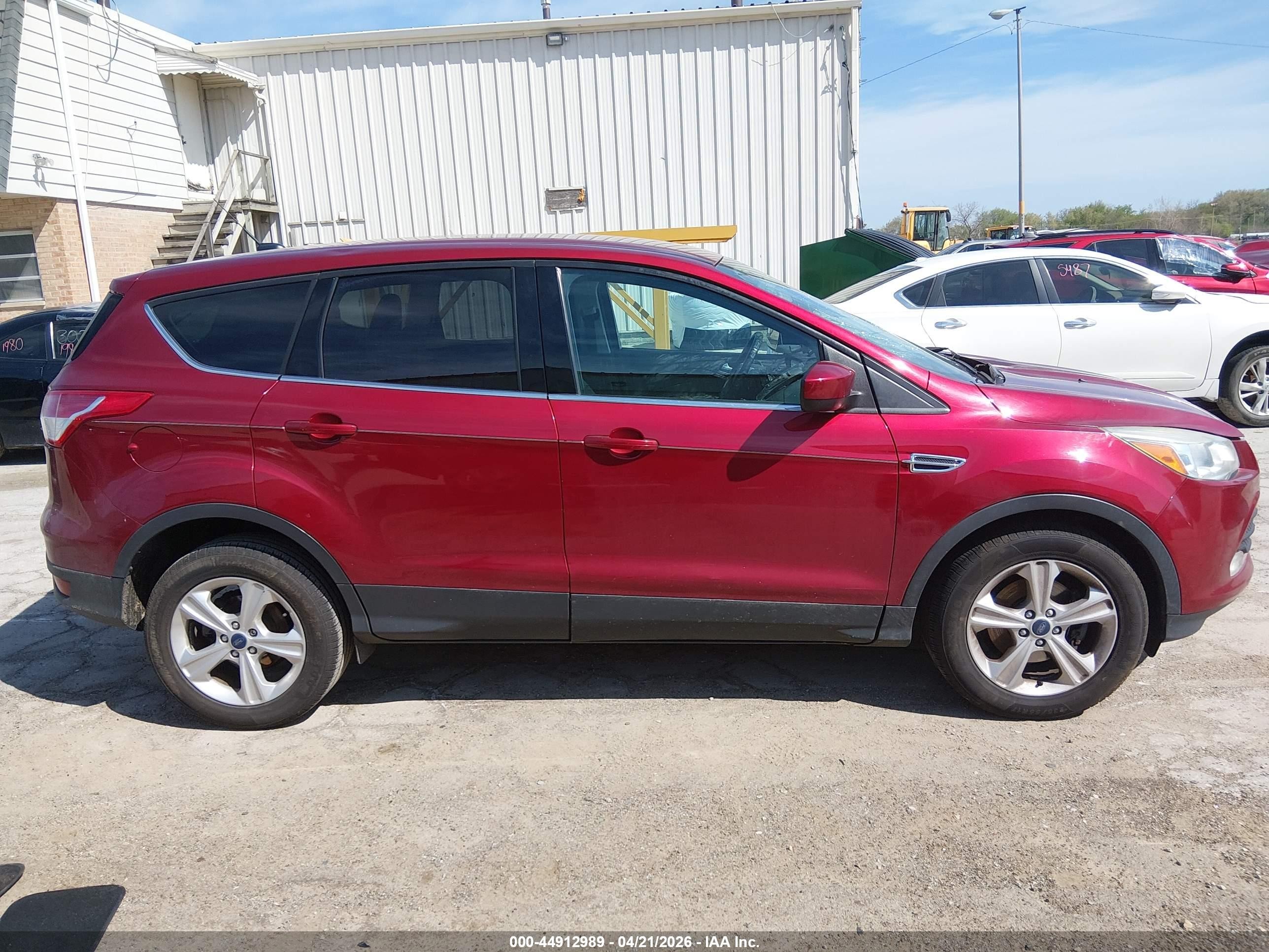 2014 Ford Escape Se Red vin: 1FMCU0GX2EUD24020