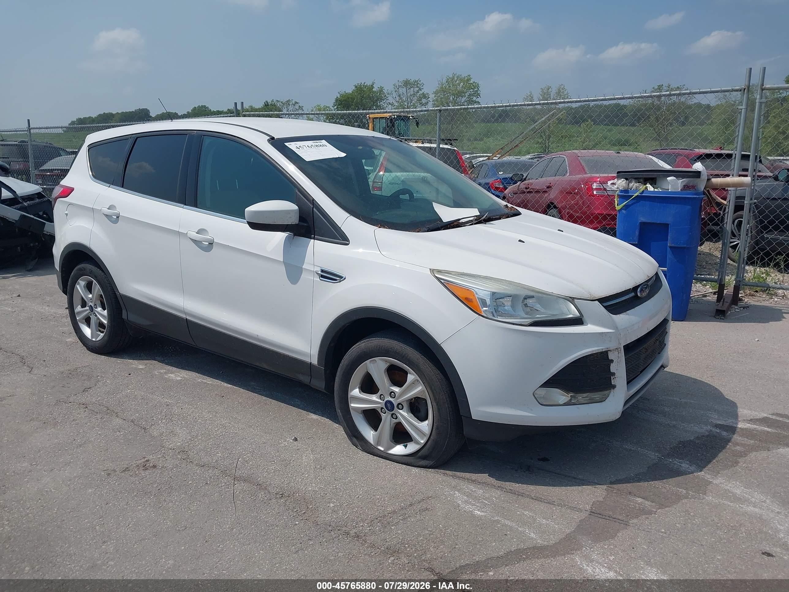 2014 Ford Escape Se White vin: 1FMCU0GX2EUD24633