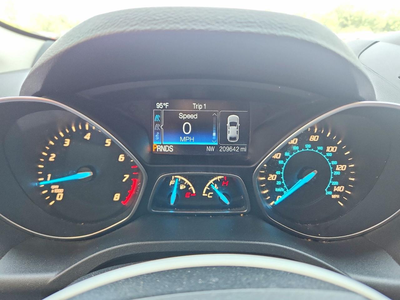 2014 Ford Escape Se Red vin: 1FMCU0GX2EUD69846