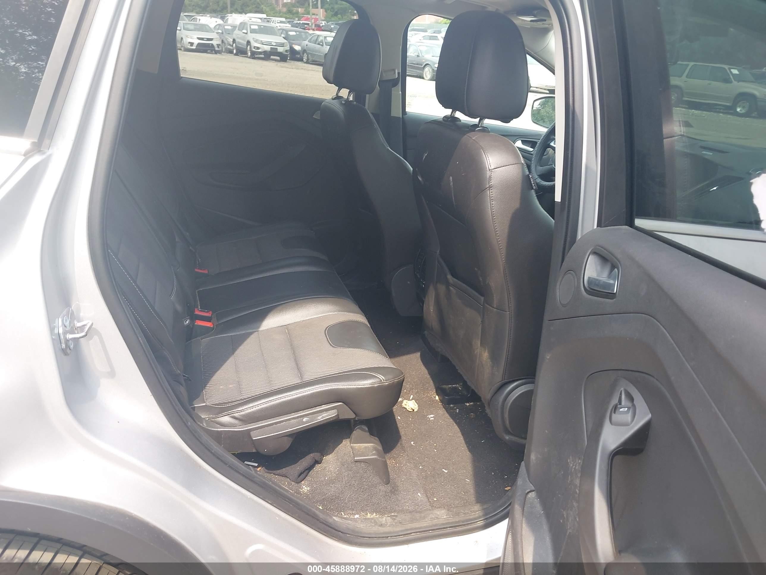 2015 Ford Escape Se Серебряный vin: 1FMCU0GX2FUA35642