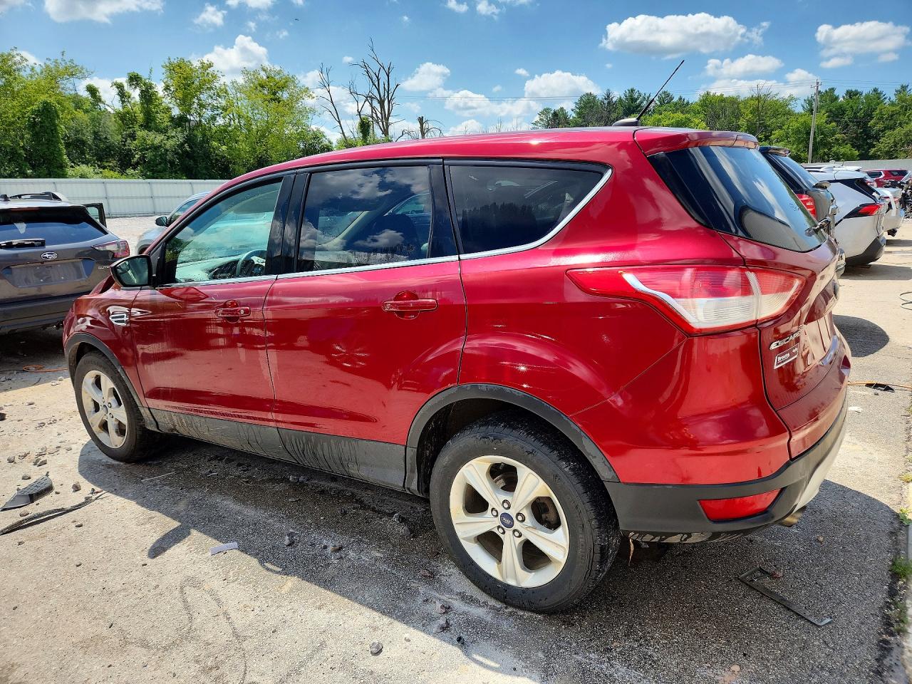 2015 Ford Escape Se Red vin: 1FMCU0GX2FUB28466