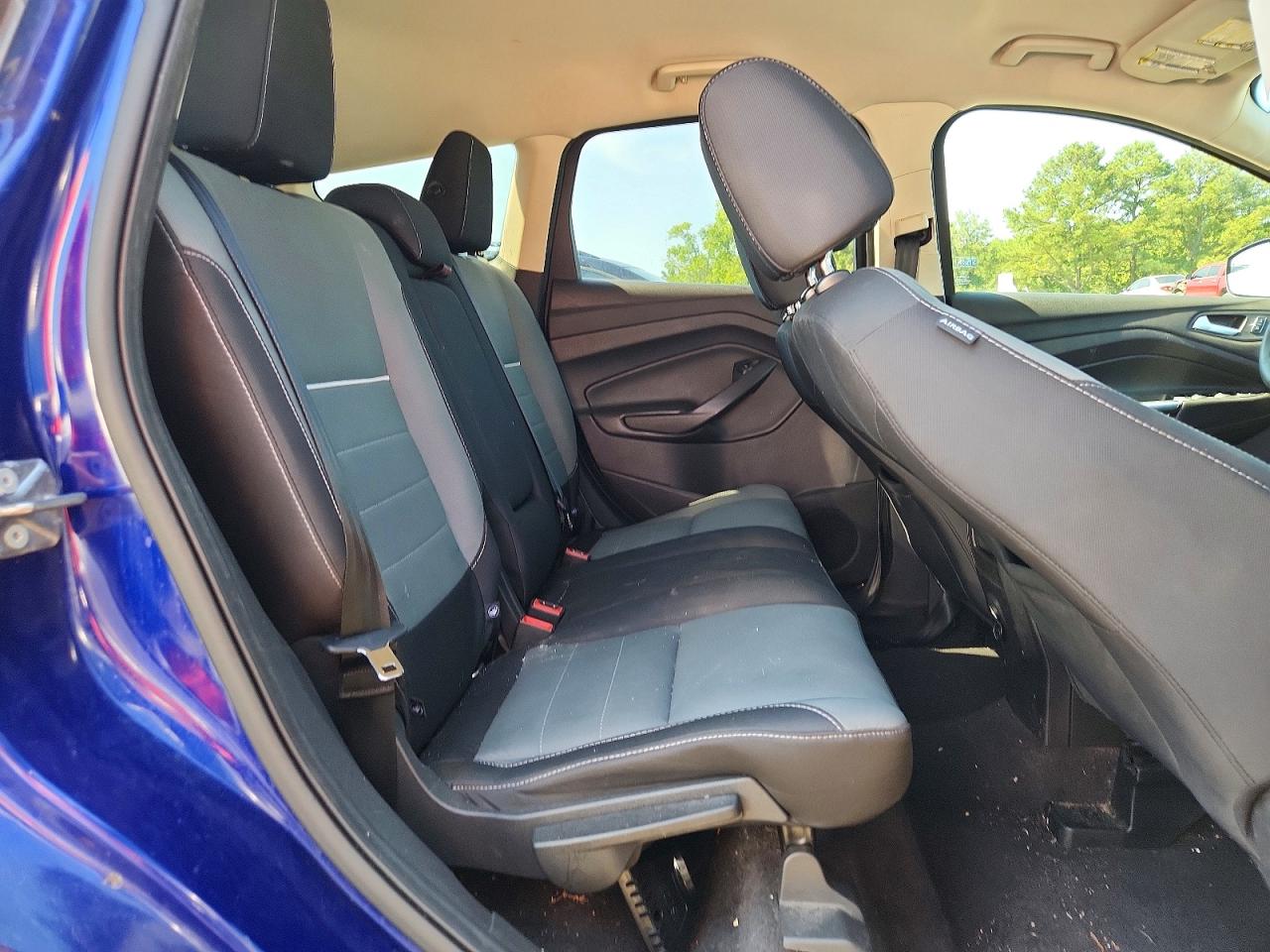 2015 Ford Escape Se Blue vin: 1FMCU0GX2FUC56805